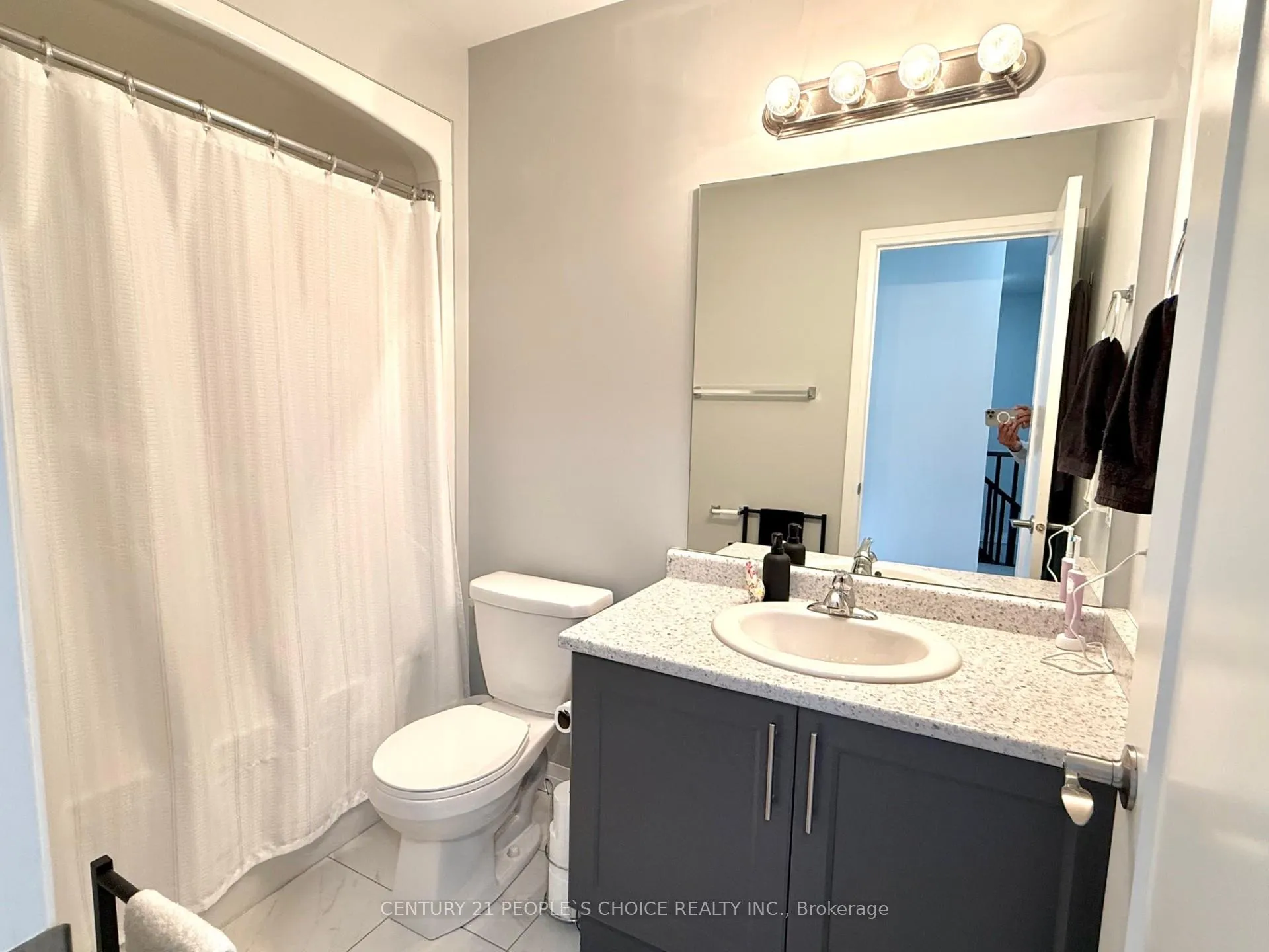 Photo 16 of 279 Dalgleish Trail, Hamilton, Hannon — HOMEH