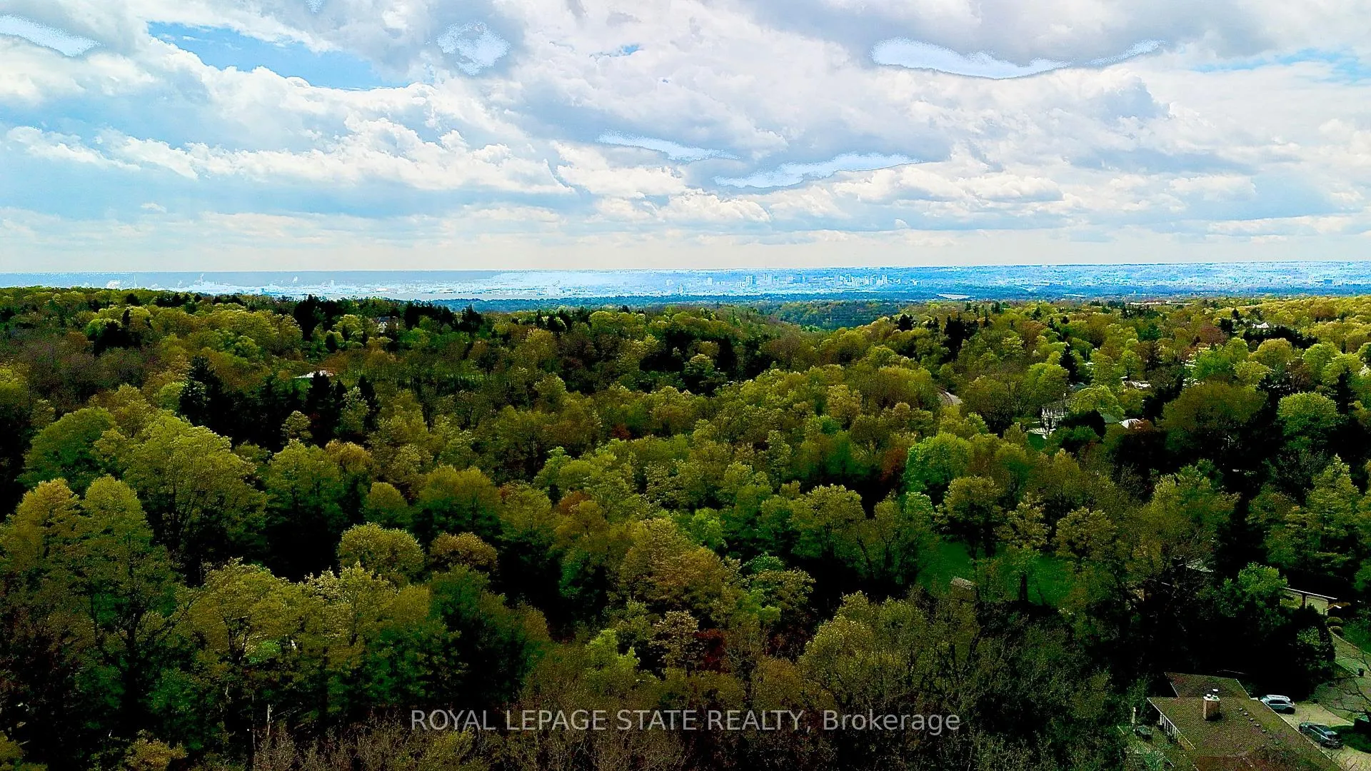 Photo 5 of 358 Dundas Street E, Hamilton, Waterdown — HOMEH