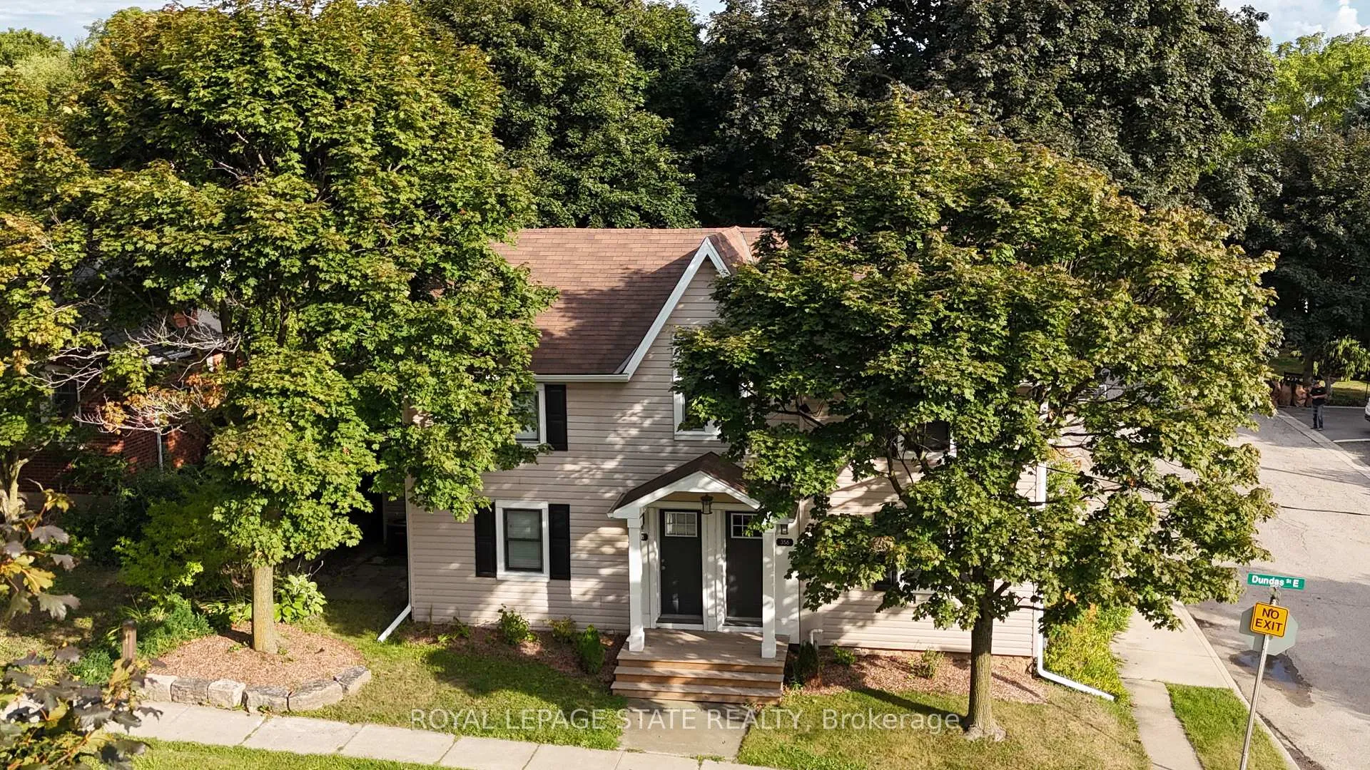 Photo 10 of 358 Dundas Street E, Hamilton, Waterdown — HOMEH