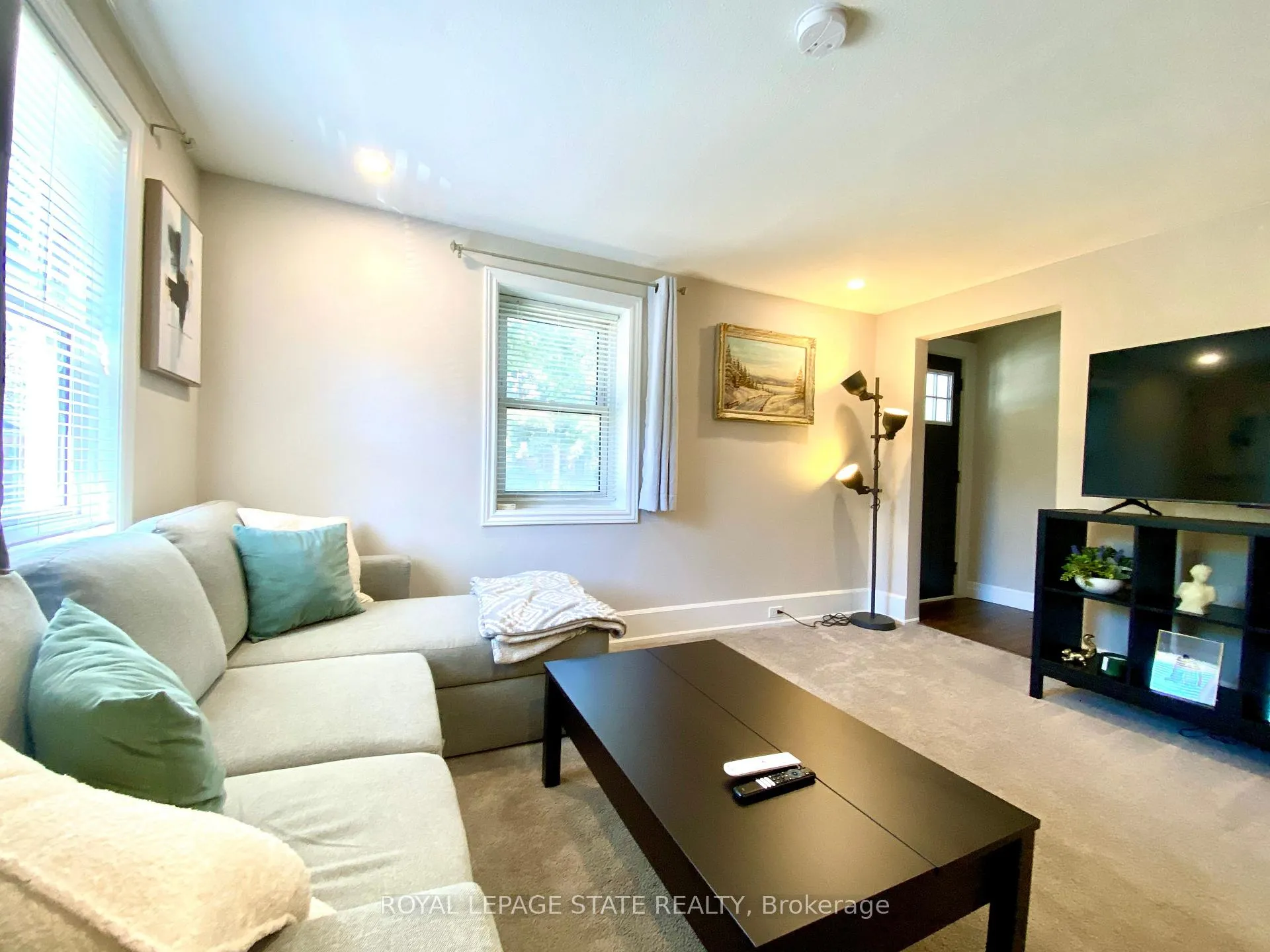 Photo 22 of 358 Dundas Street E, Hamilton, Waterdown — HOMEH