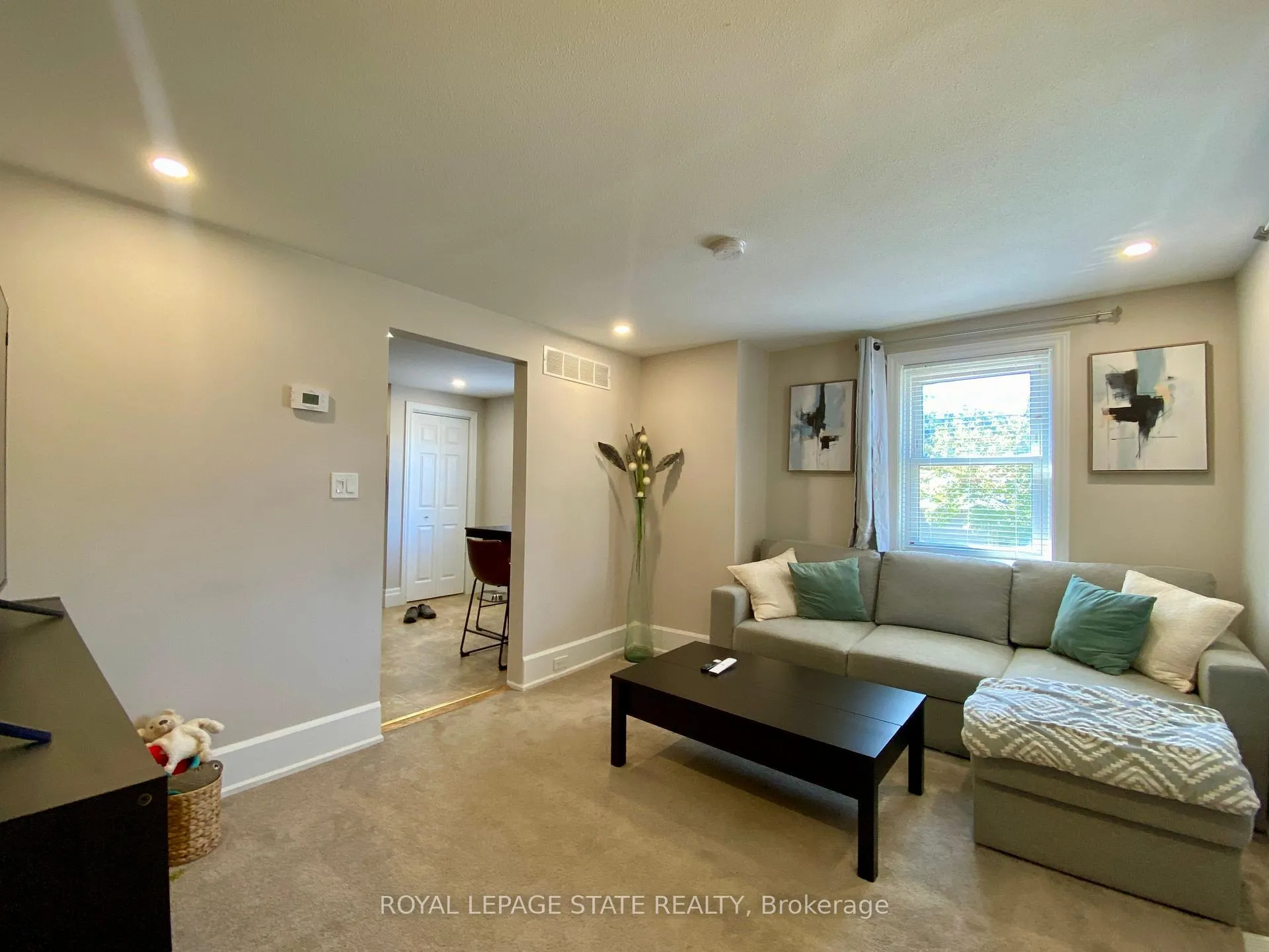 Photo 23 of 358 Dundas Street E, Hamilton, Waterdown — HOMEH