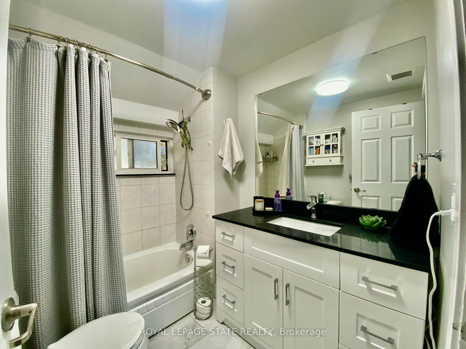 Photo 27 of 358 Dundas Street E, Hamilton, Waterdown — HOMEH