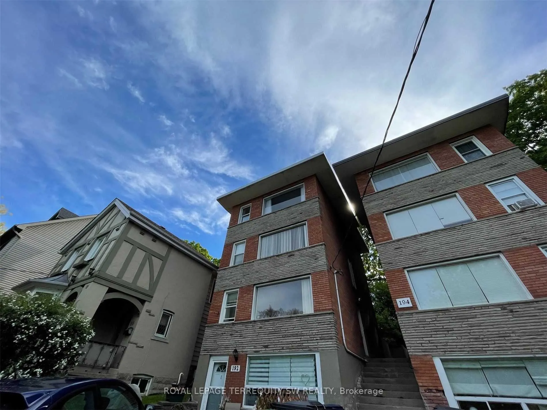 Photo 1 of Unit 3, 192 Kenilworth Avenue, Toronto, The Beaches — HOMEH