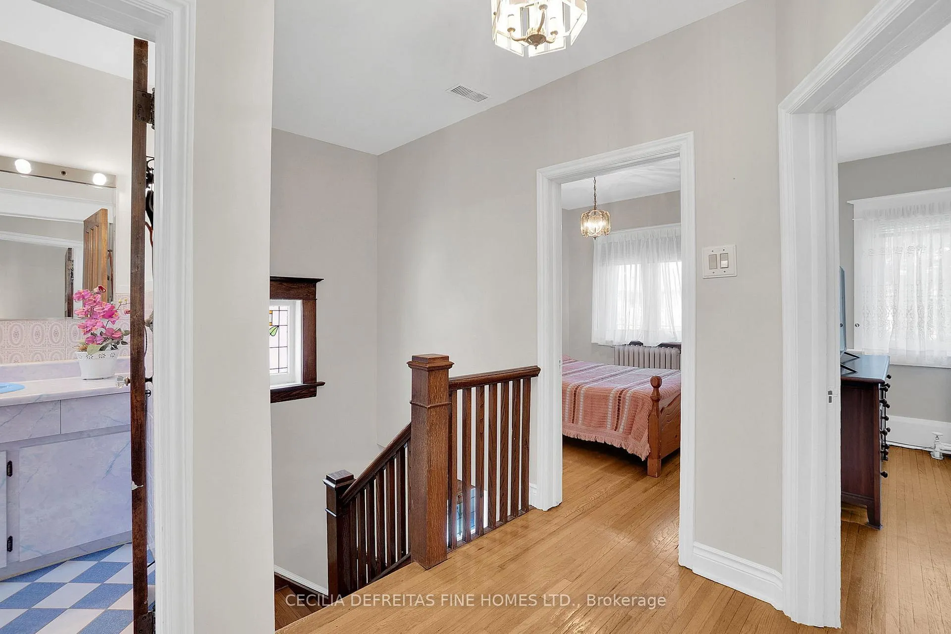 Photo 32 of 48 Westmount Avenue, Toronto, Corso Italia-Davenport — HOMEH