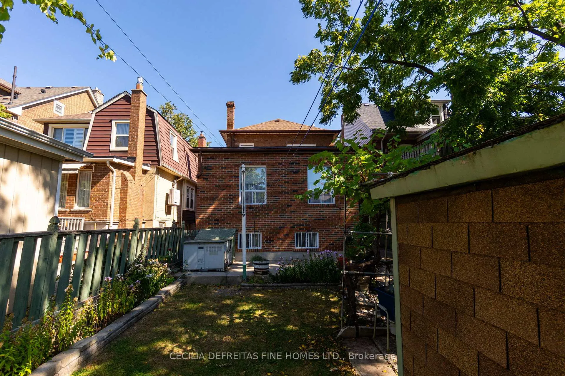Photo 37 of 48 Westmount Avenue, Toronto, Corso Italia-Davenport — HOMEH