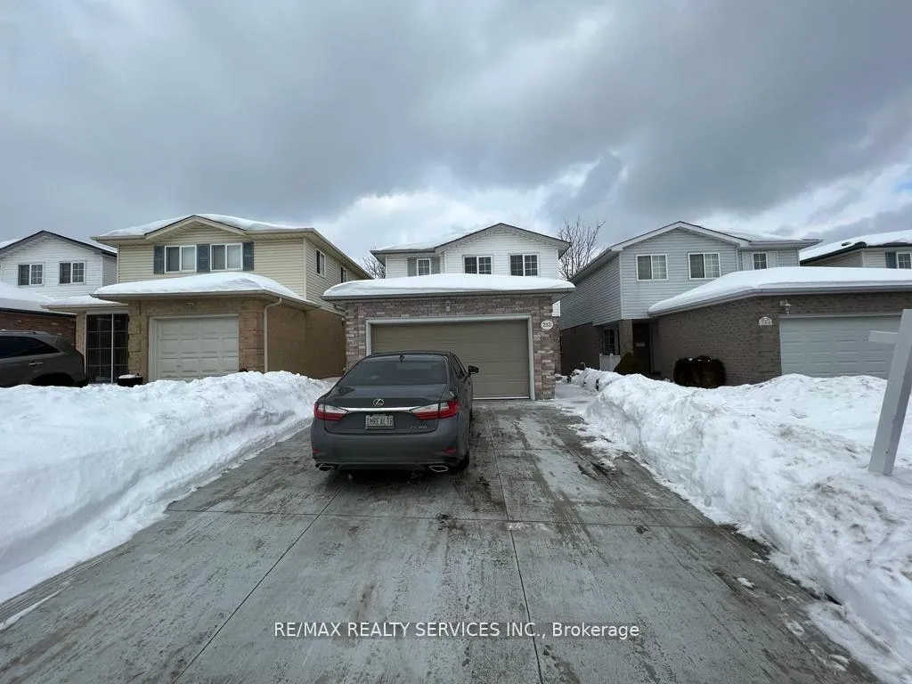 Photo 1 of 282 Bankside Drive, Kitchener — HOMEH