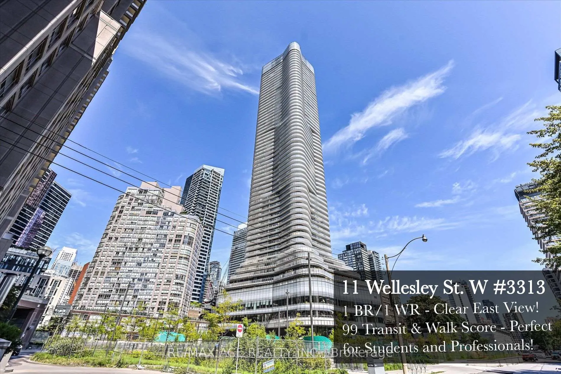 Front of Unit 3313, 11 Wellesley Street W