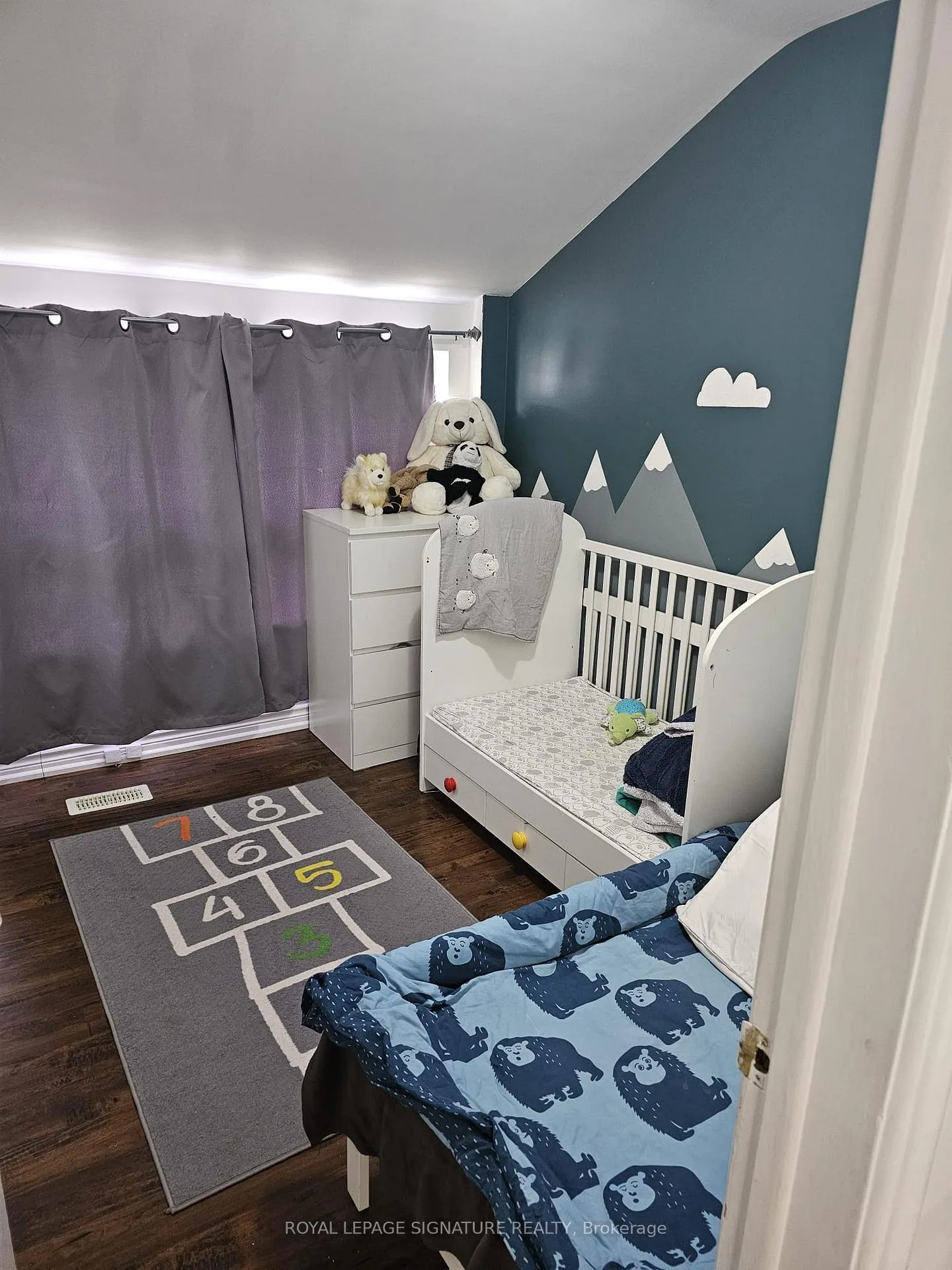 Photo 9 of 3242 Lawrence Avenue, Scarborough, Woburn — HOMEH