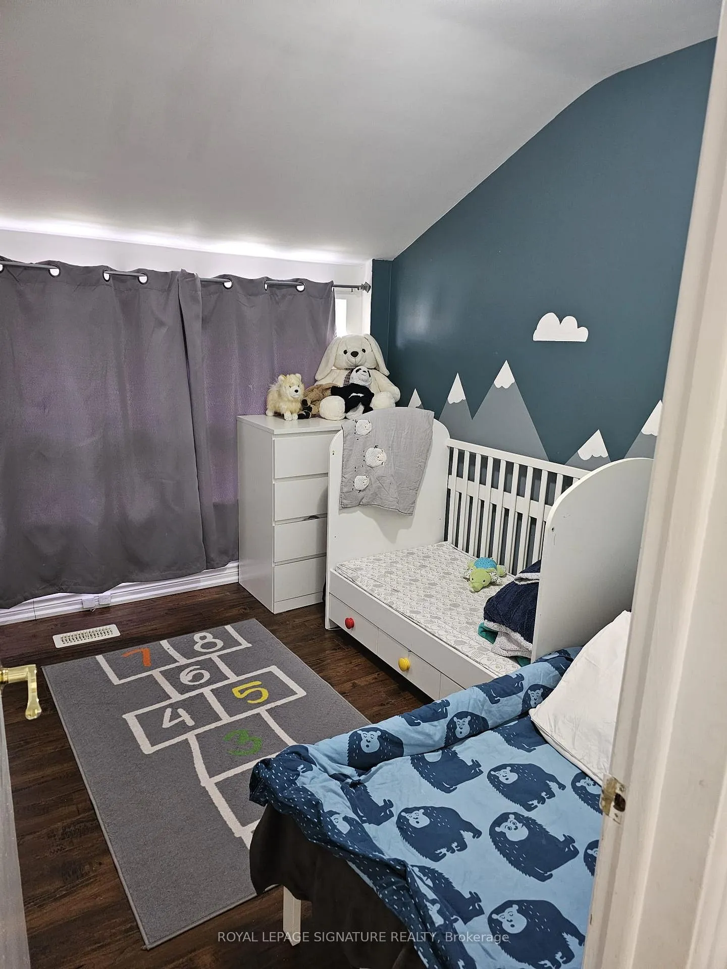 Photo 22 of 3242 Lawrence Avenue, Scarborough, Woburn — HOMEH