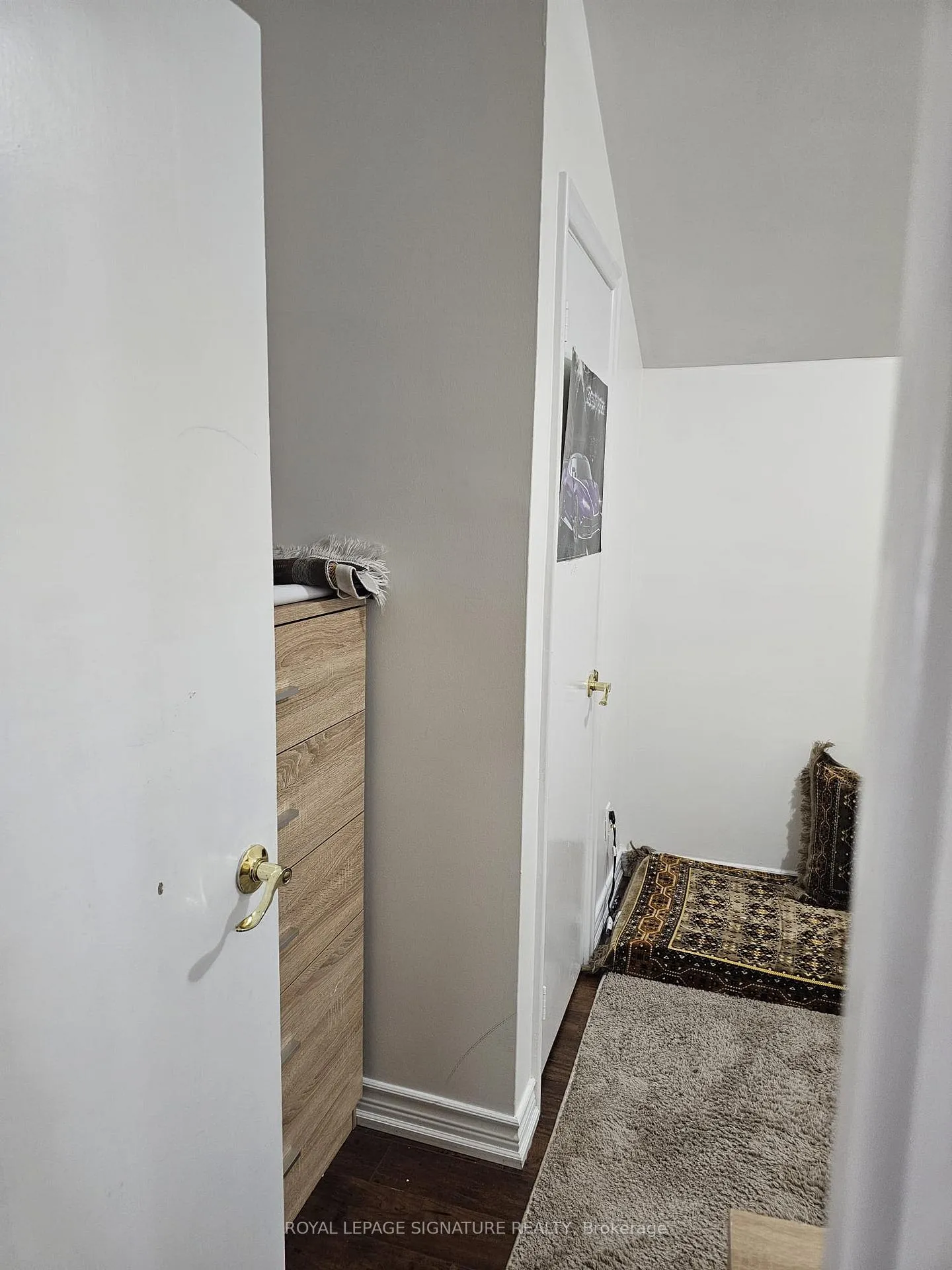 Photo 24 of 3242 Lawrence Avenue, Scarborough, Woburn — HOMEH