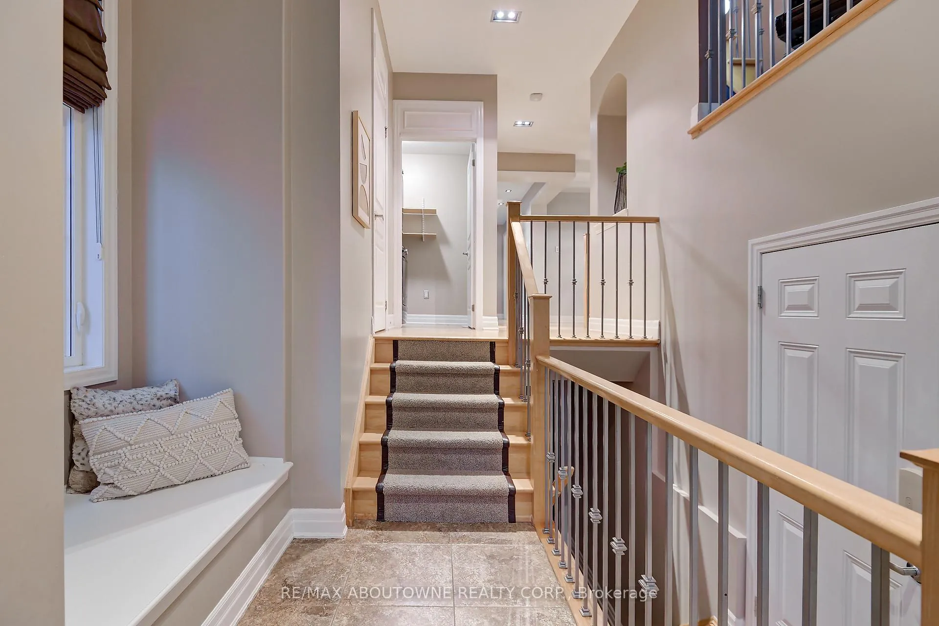 Photo 5 of 310 Leitch Landing, Milton, Scott — HOMEH