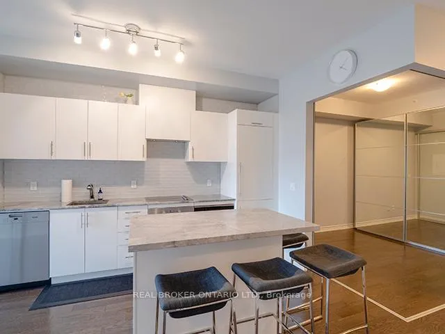 Photo 8 of Unit 524, 23 Glebe Road W, Toronto, Yonge-Eglinton — HOMEH