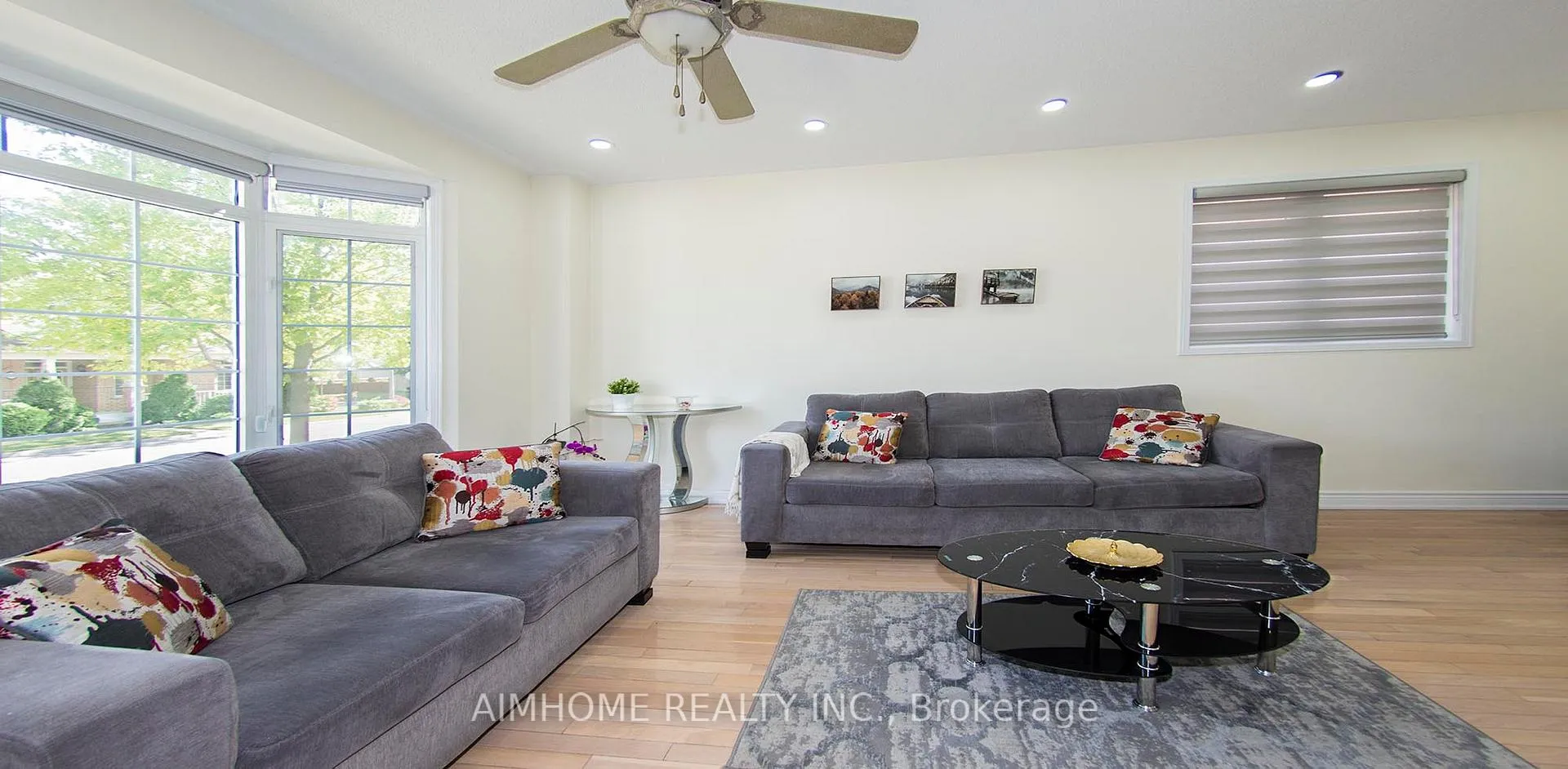 Photo 1 of 118 Emery Hill Boulevard, Markham, Berczy — HOMEH