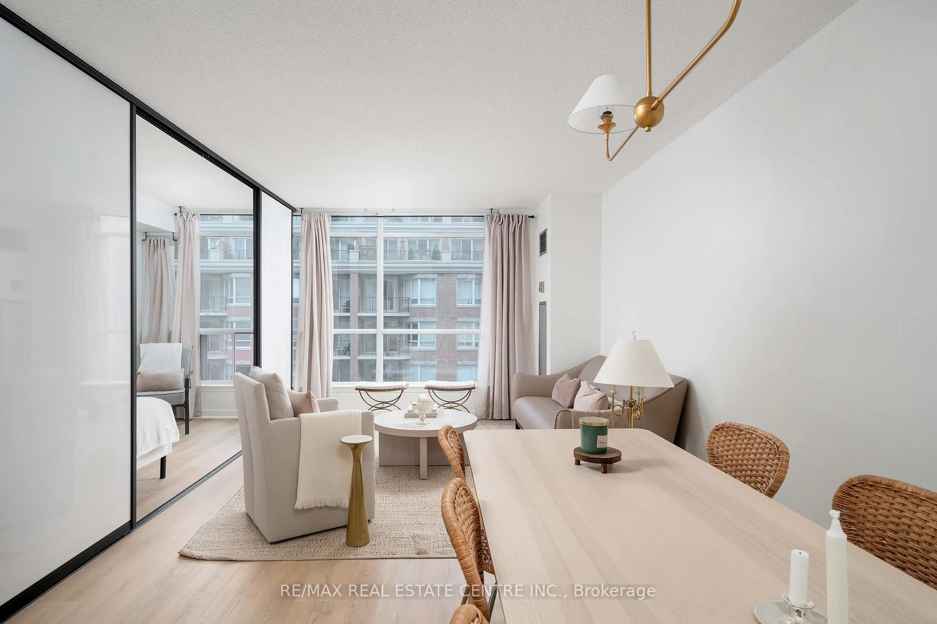 Photo 6 of Unit 616, 942 Yonge Street, Toronto, The Annex — HOMEH