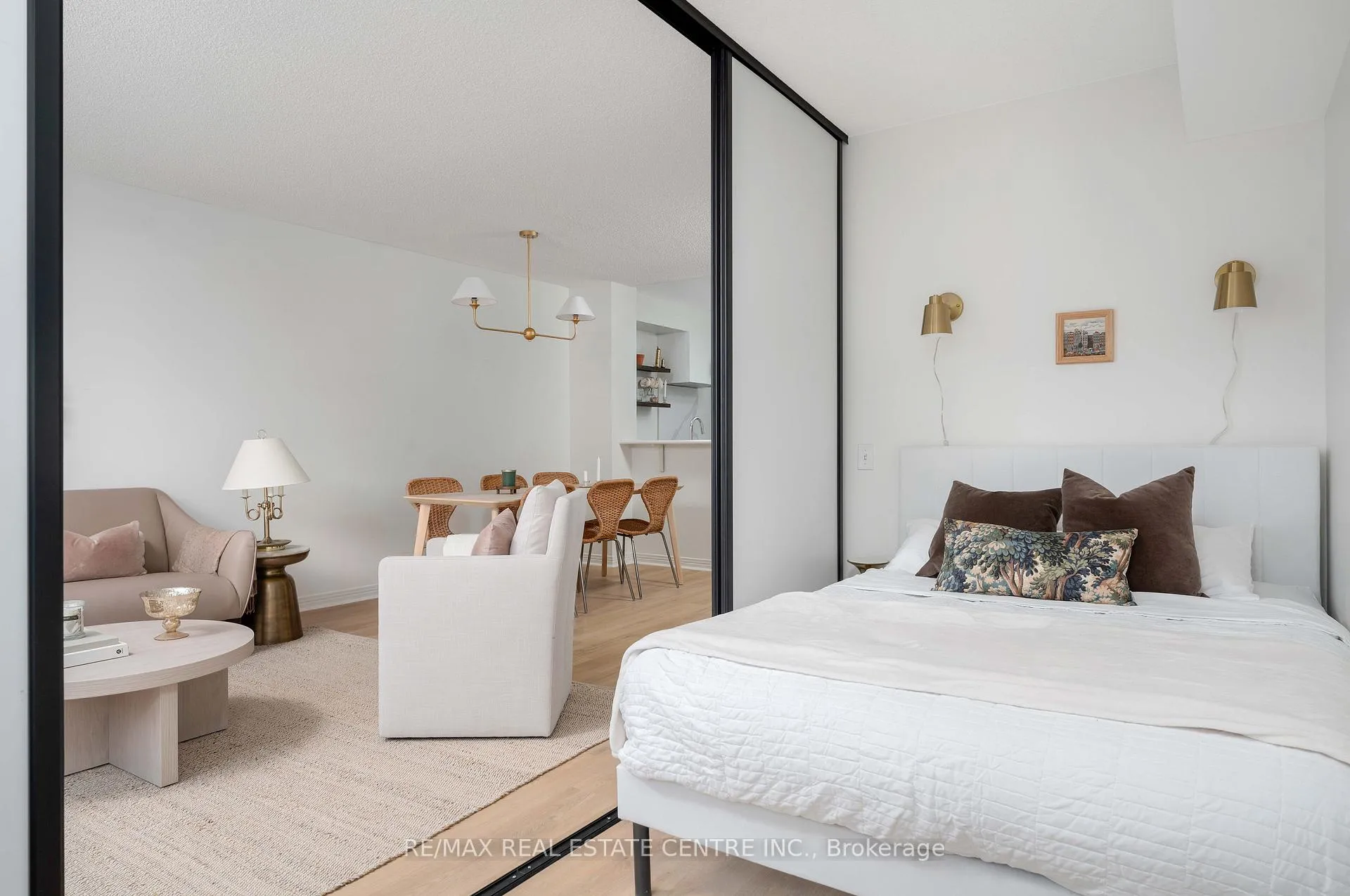 Photo 12 of Unit 616, 942 Yonge Street, Toronto, The Annex — HOMEH