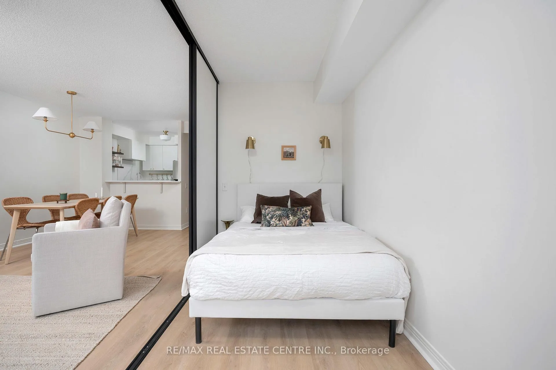Photo 13 of Unit 616, 942 Yonge Street, Toronto, The Annex — HOMEH