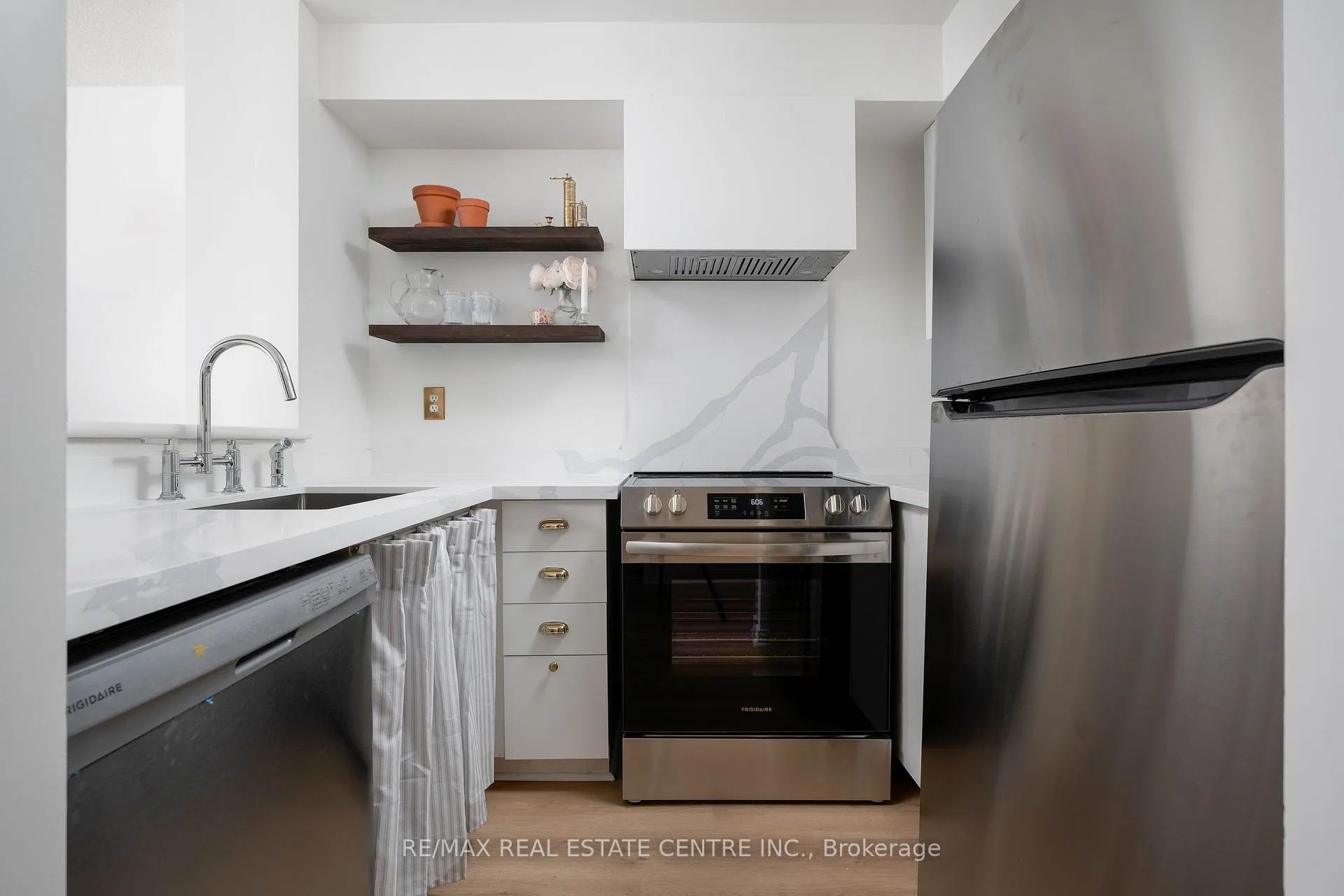 Photo 18 of Unit 616, 942 Yonge Street, Toronto, The Annex — HOMEH