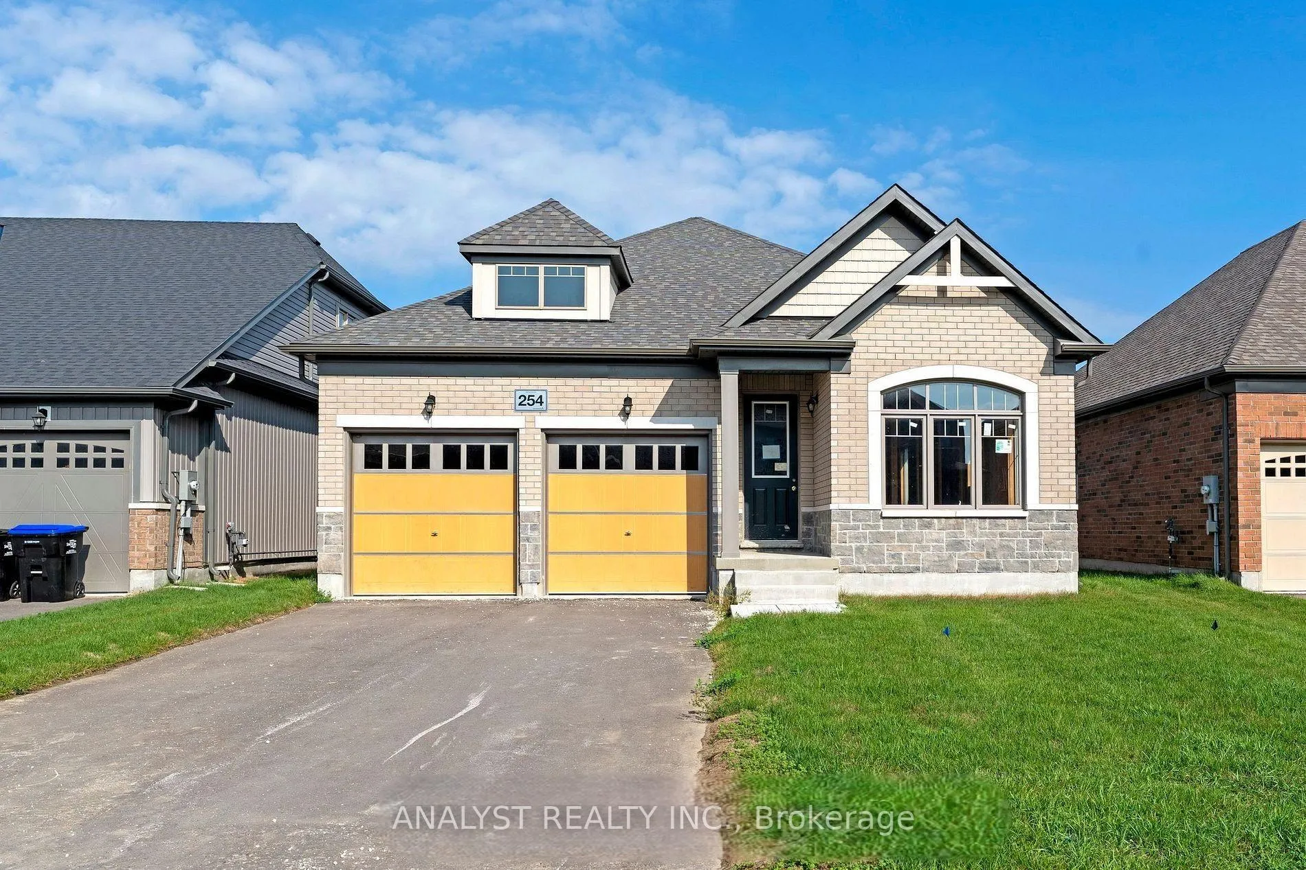Photo 1 of 254 Duncan Street, Clearview, Stayner — HOMEH
