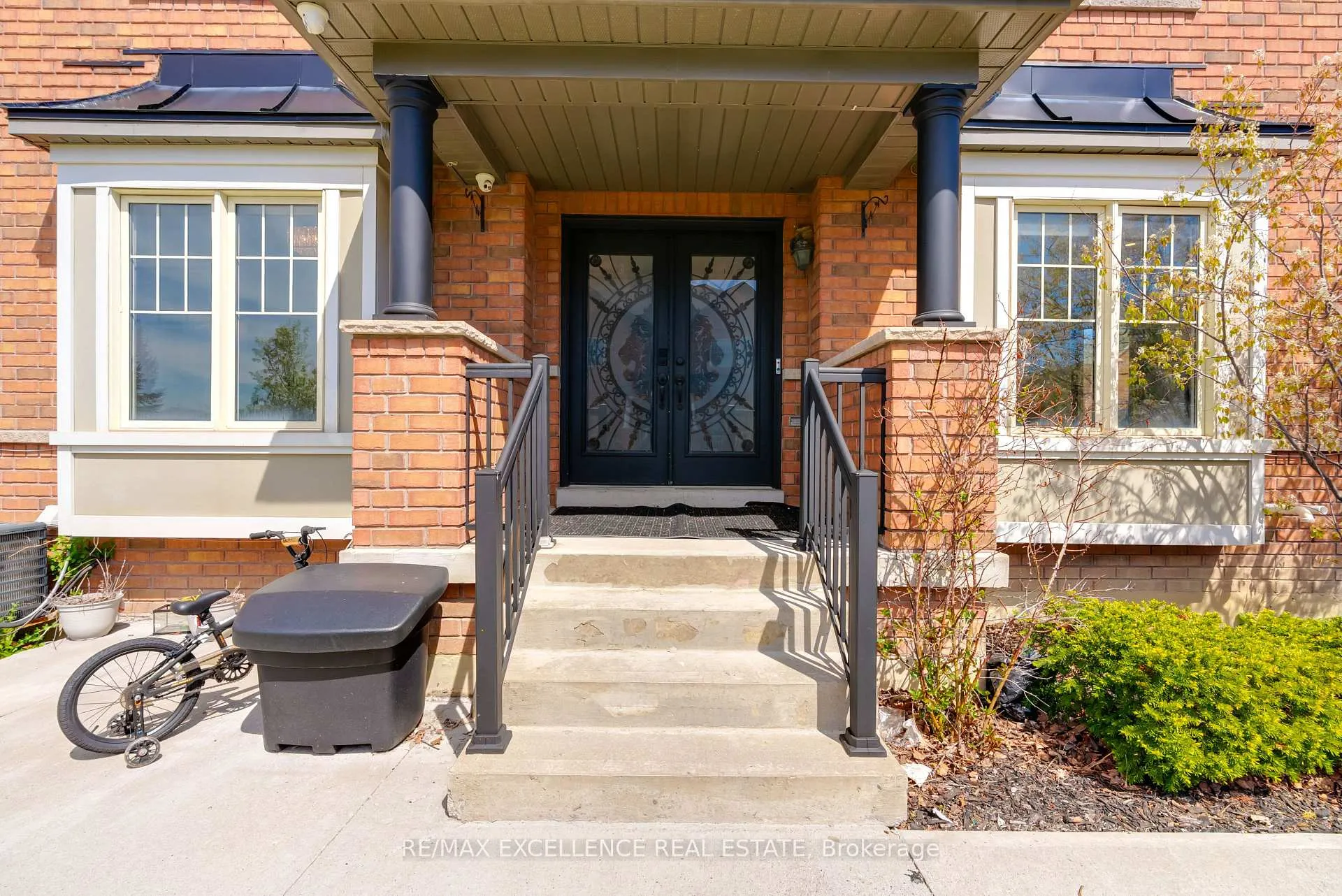Photo 6 of 18 Davenhill Road, Brampton, Bram East — HOMEH