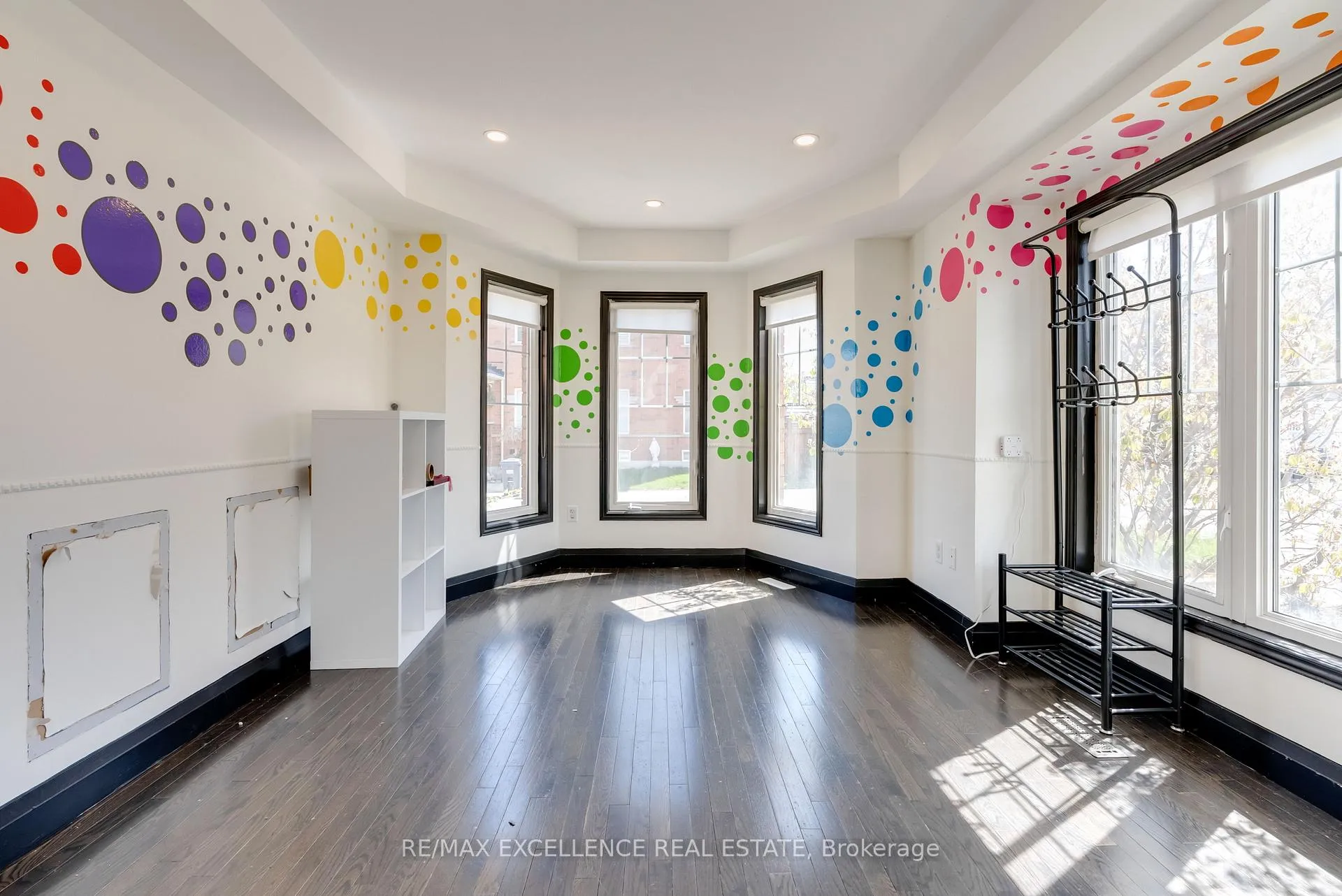 Photo 9 of 18 Davenhill Road, Brampton, Bram East — HOMEH