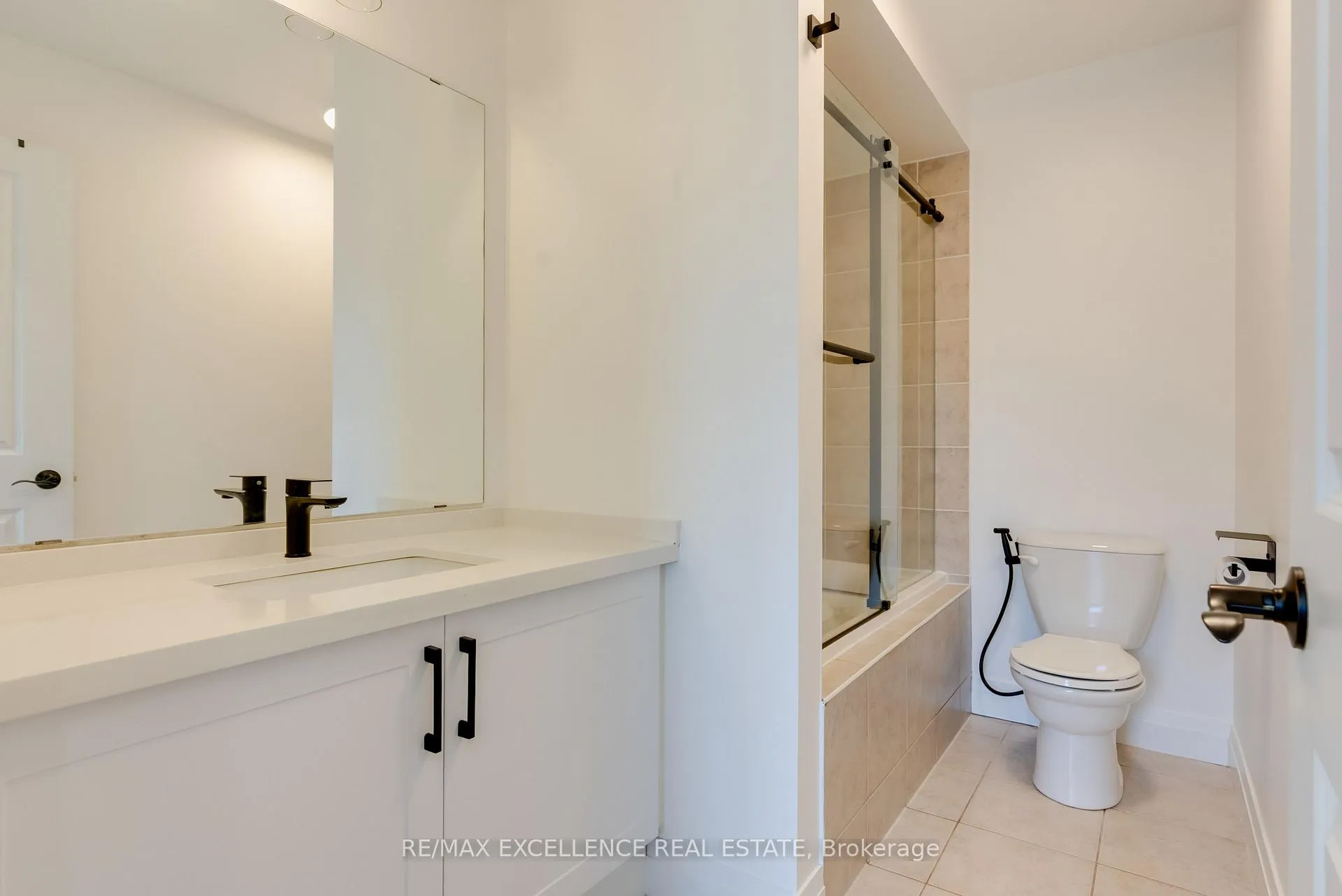 Photo 38 of 18 Davenhill Road, Brampton, Bram East — HOMEH