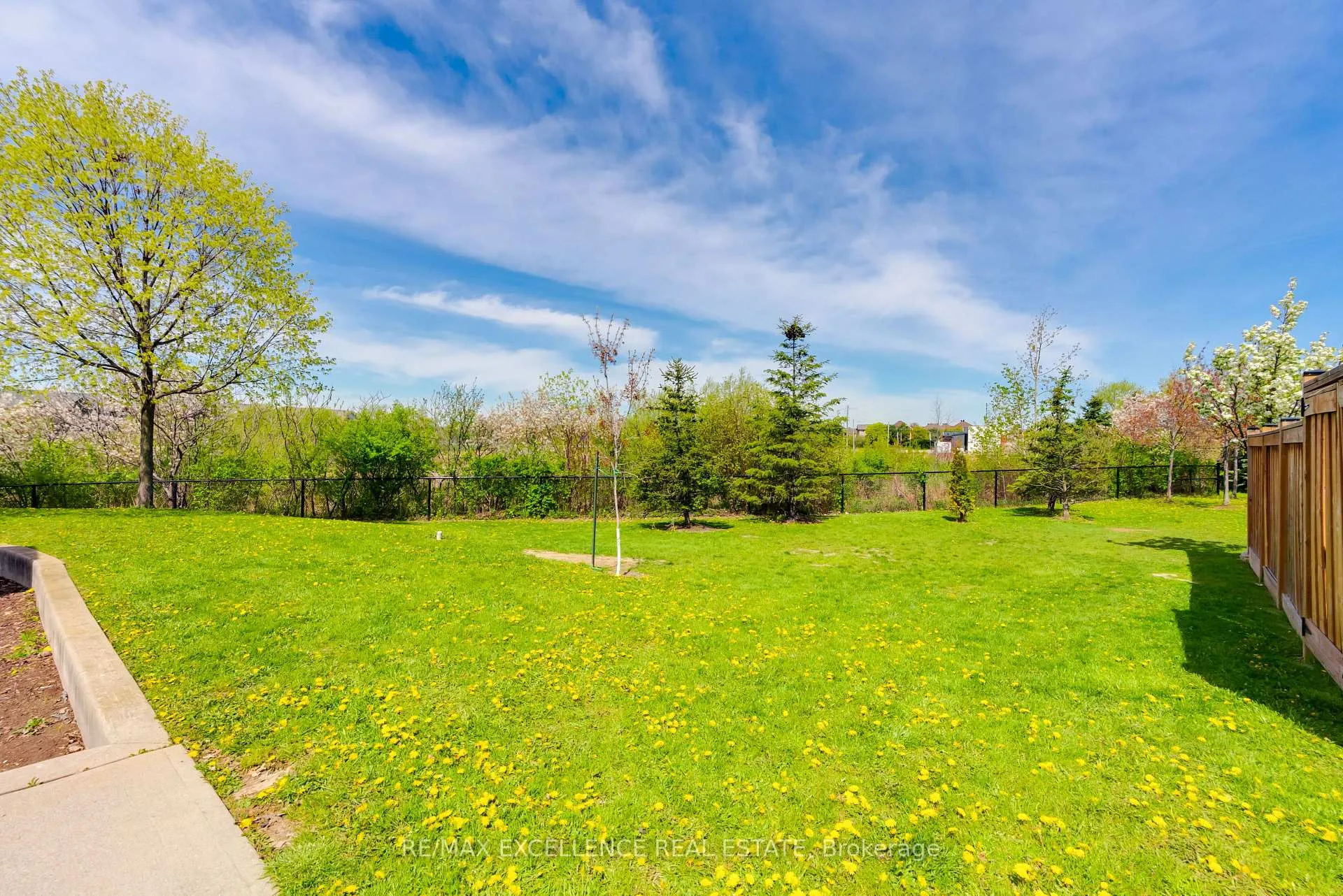 Photo 46 of 18 Davenhill Road, Brampton, Bram East — HOMEH