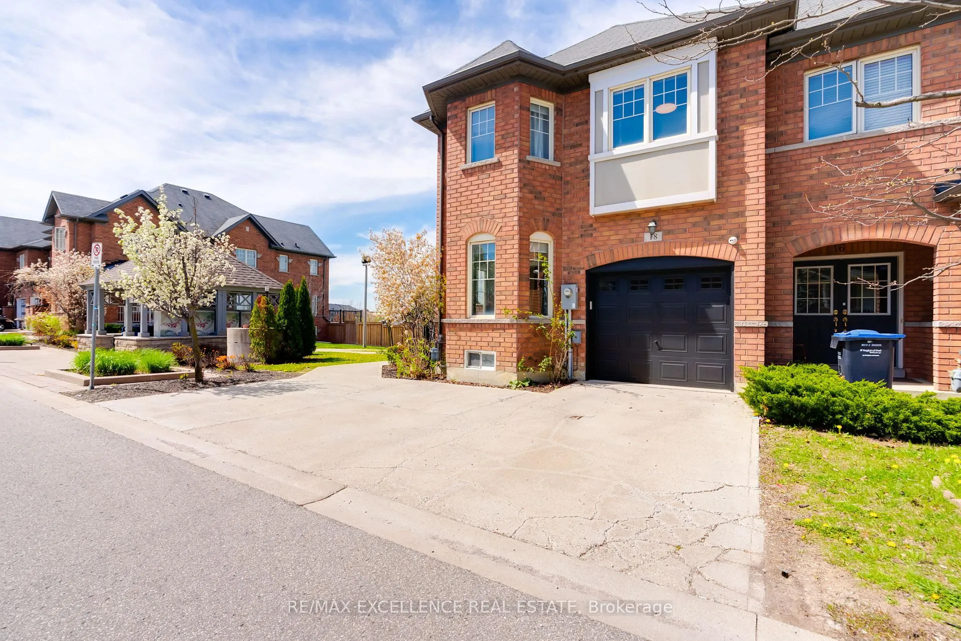 Photo 49 of 18 Davenhill Road, Brampton, Bram East — HOMEH