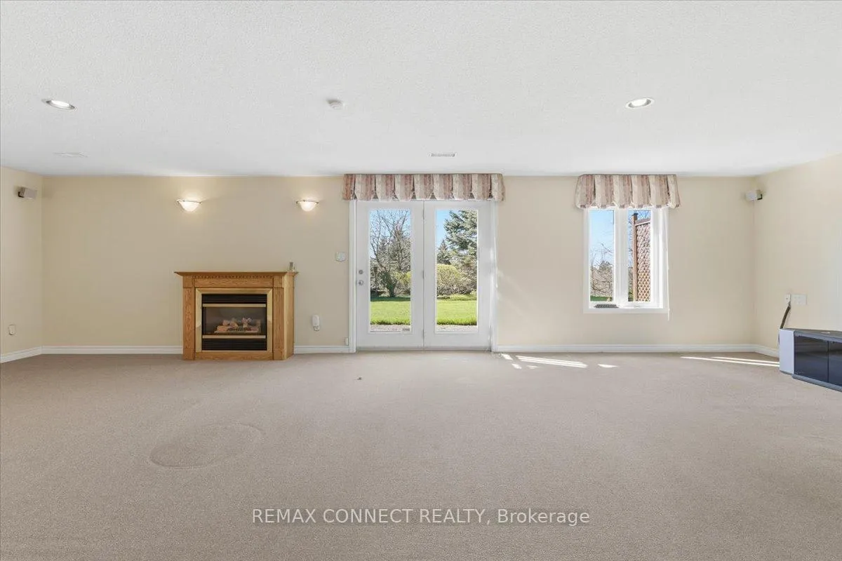 Photo 20 of 4 Sunrise Court, Cobourg — HOMEH