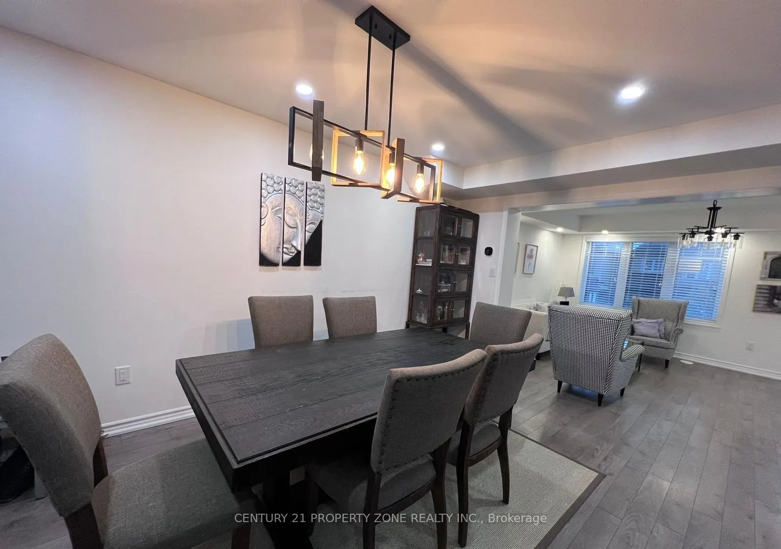 Photo 7 of 1232 Rose Way, Milton, Cobban — HOMEH