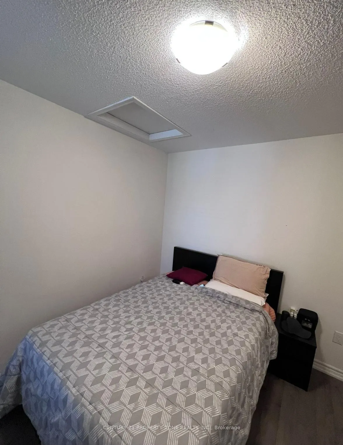 Photo 12 of 1232 Rose Way, Milton, Cobban — HOMEH