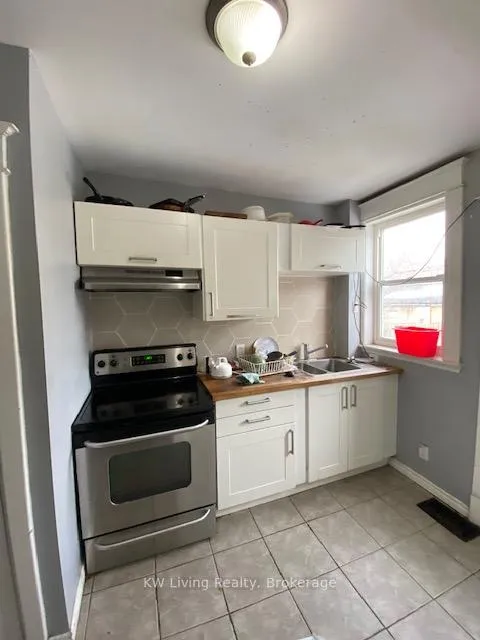 Photo 8 of 54 Birch Avenue, Hamilton, Gibson — HOMEH