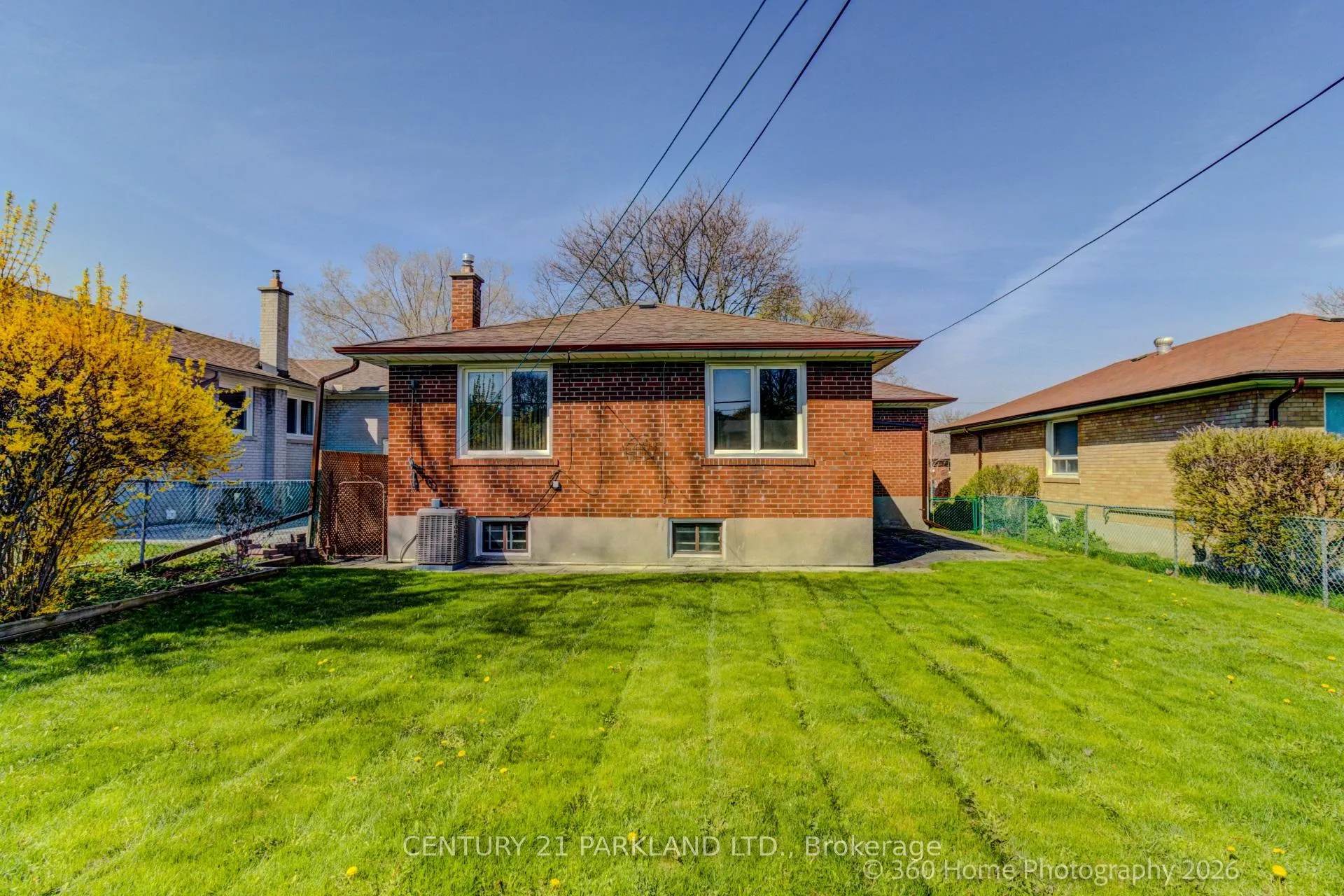 Photo 11 of 41 Brantwood Drive, Scarborough, Woburn — HOMEH