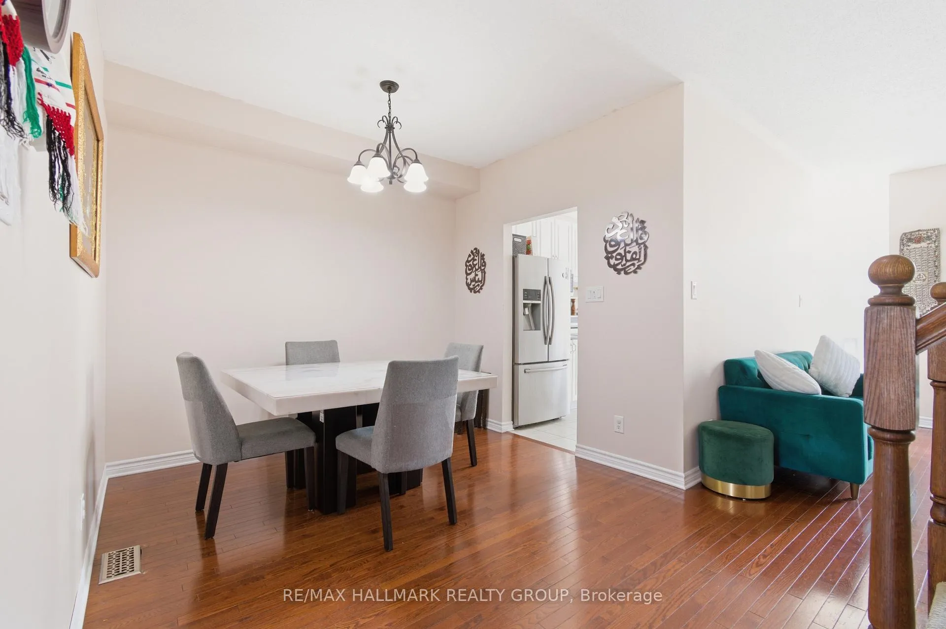 Photo 8 of 728 Cedar Creek Drive, Ottawa, Blossom Park/Kemp Park/Findlay Creek — HOMEH
