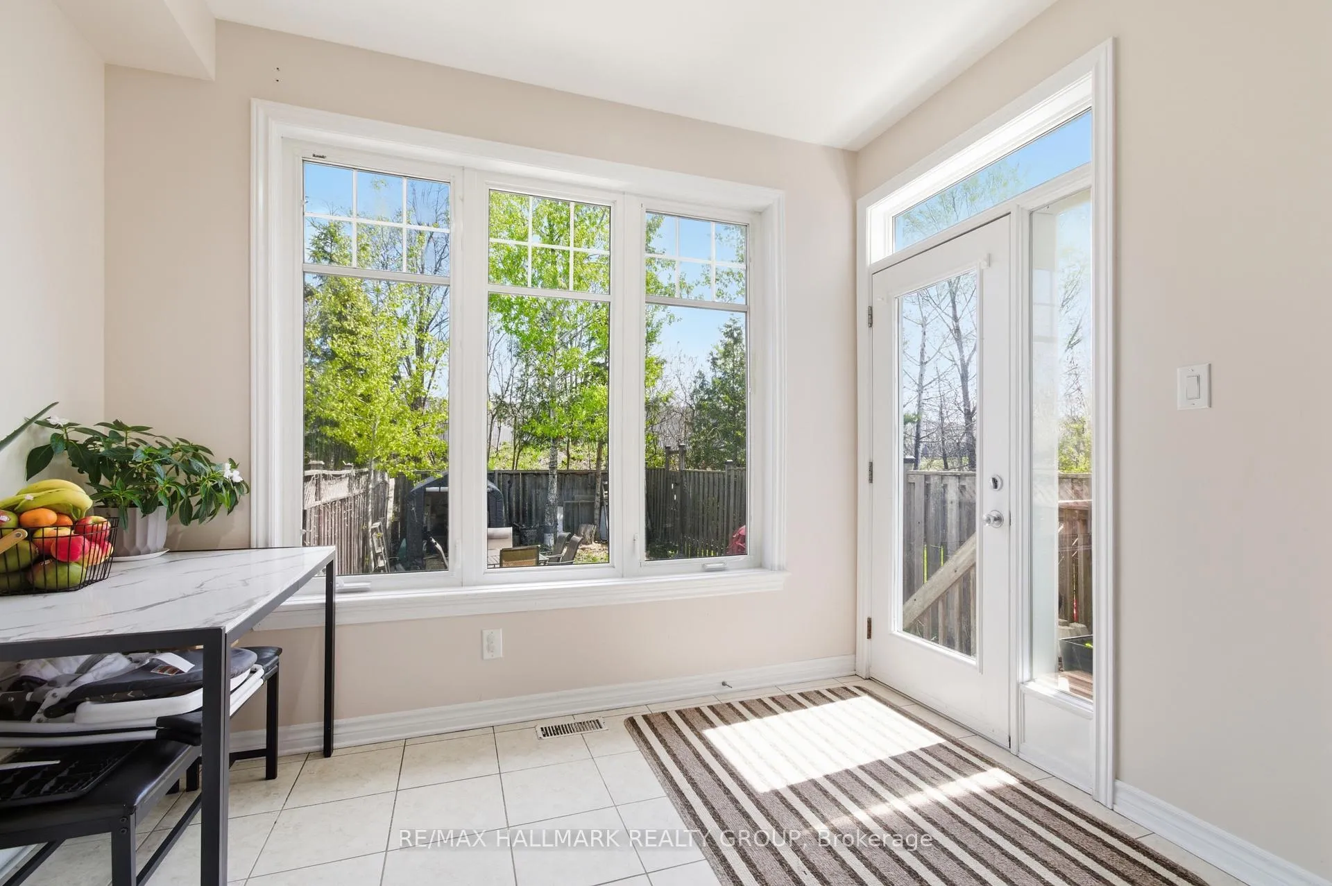 Photo 14 of 728 Cedar Creek Drive, Ottawa, Blossom Park/Kemp Park/Findlay Creek — HOMEH