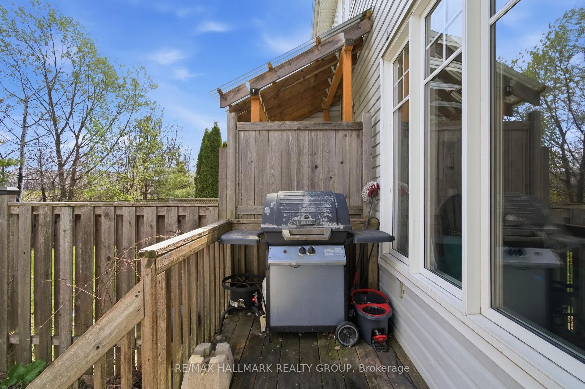 Photo 27 of 728 Cedar Creek Drive, Ottawa, Blossom Park/Kemp Park/Findlay Creek — HOMEH
