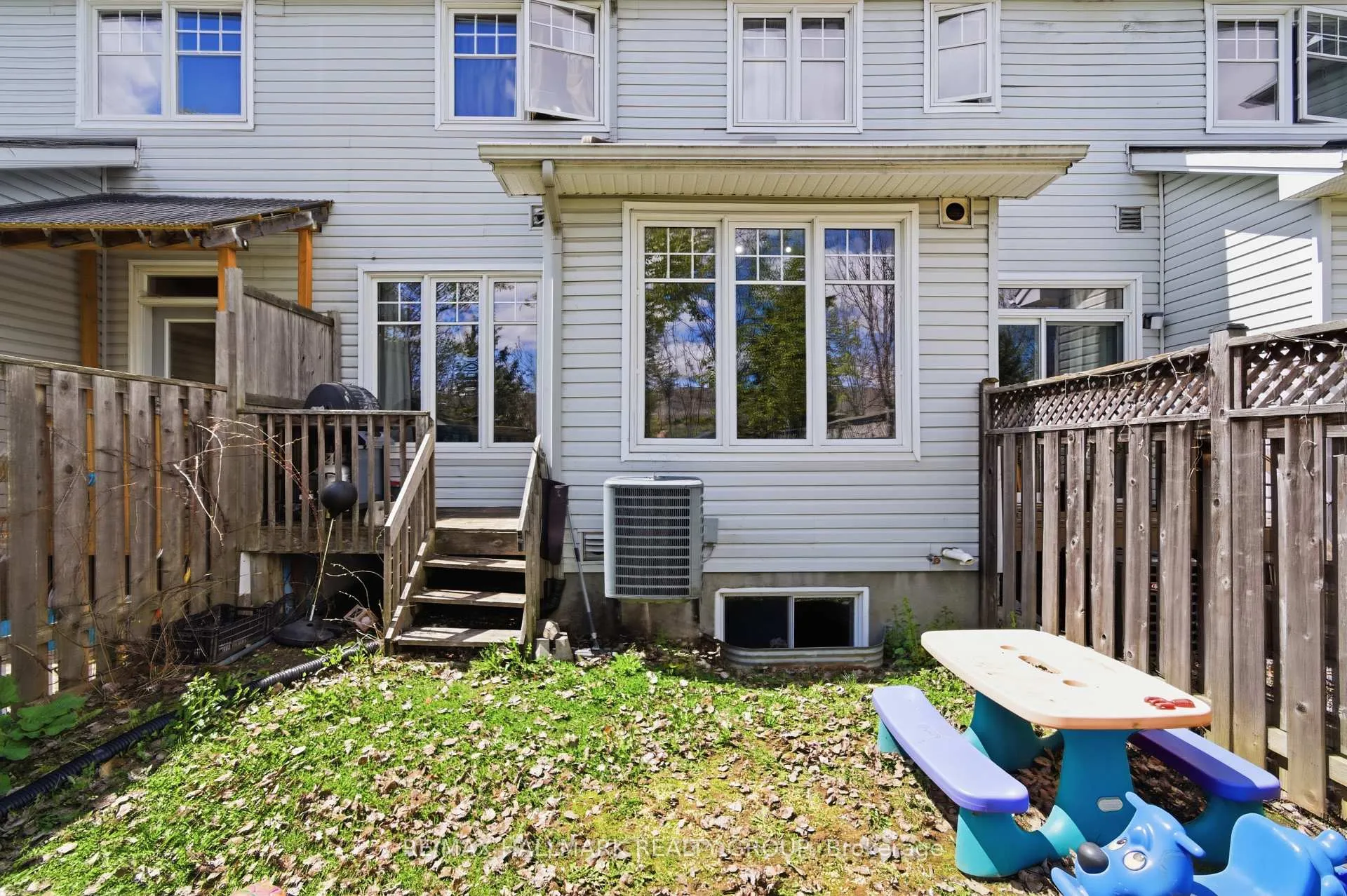 Photo 31 of 728 Cedar Creek Drive, Ottawa, Blossom Park/Kemp Park/Findlay Creek — HOMEH
