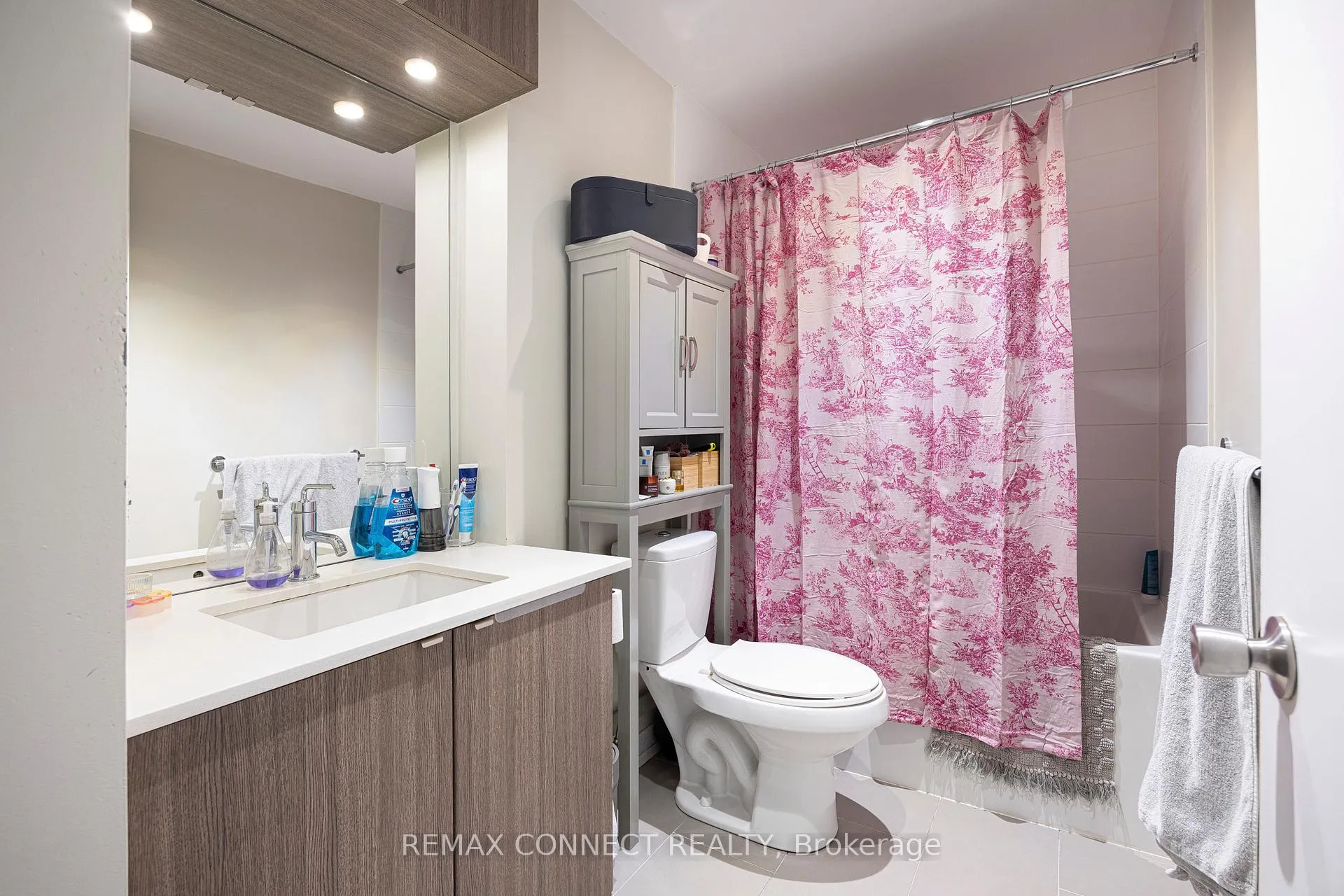 Photo 13 of Unit 317, 88 Colgate Avenue, Toronto, South Riverdale — HOMEH