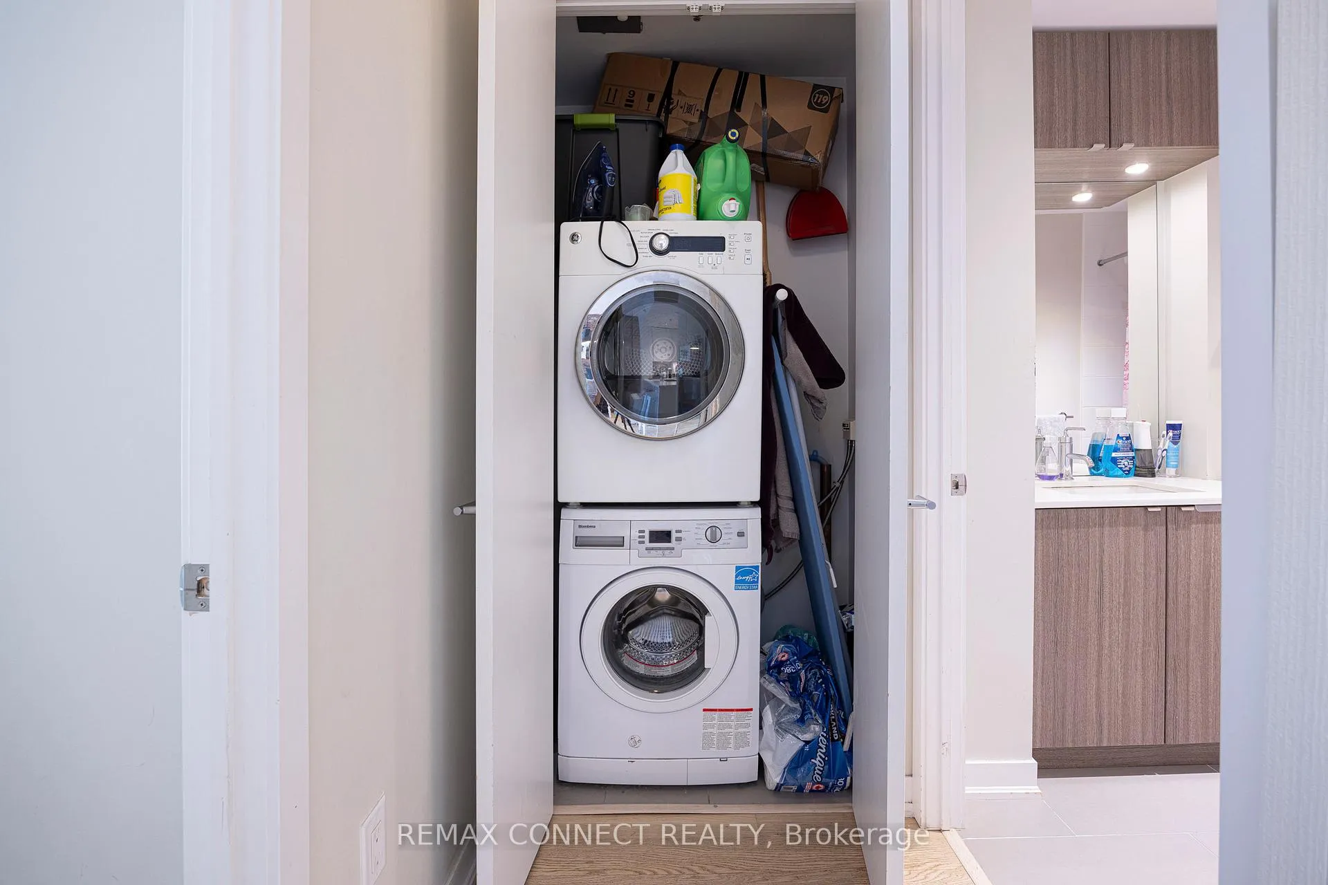 Photo 14 of Unit 317, 88 Colgate Avenue, Toronto, South Riverdale — HOMEH