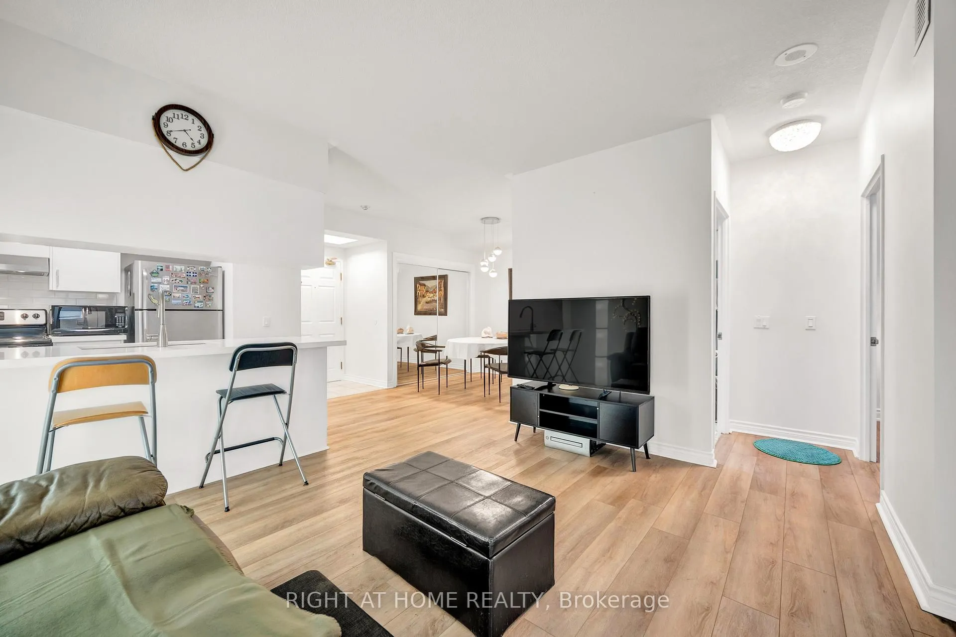 Photo 25 of Unit 107A, 7398 Yonge Street, Vaughan, Crestwood-Springfarm-Yorkhill — HOMEH