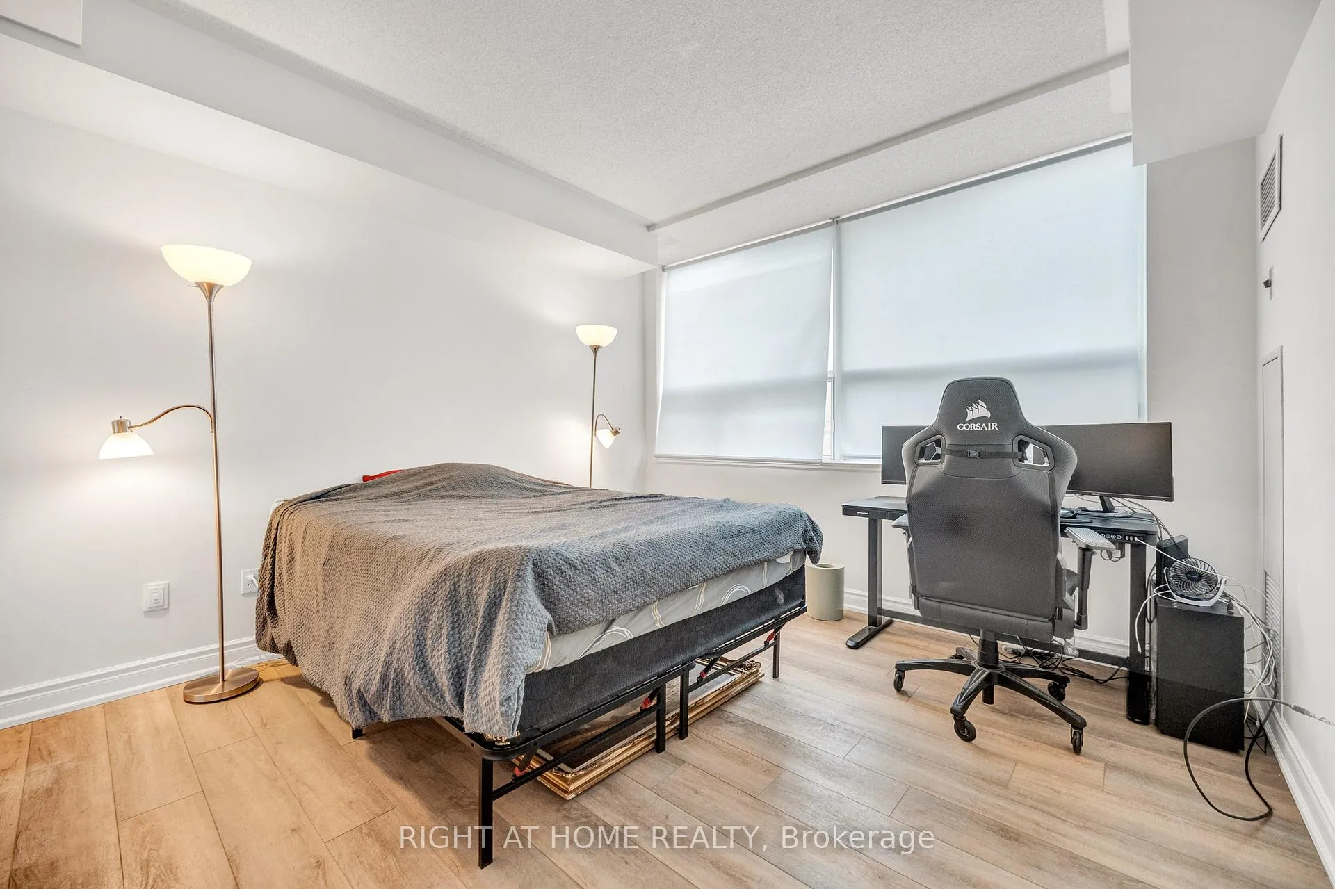 Photo 33 of Unit 107A, 7398 Yonge Street, Vaughan, Crestwood-Springfarm-Yorkhill — HOMEH