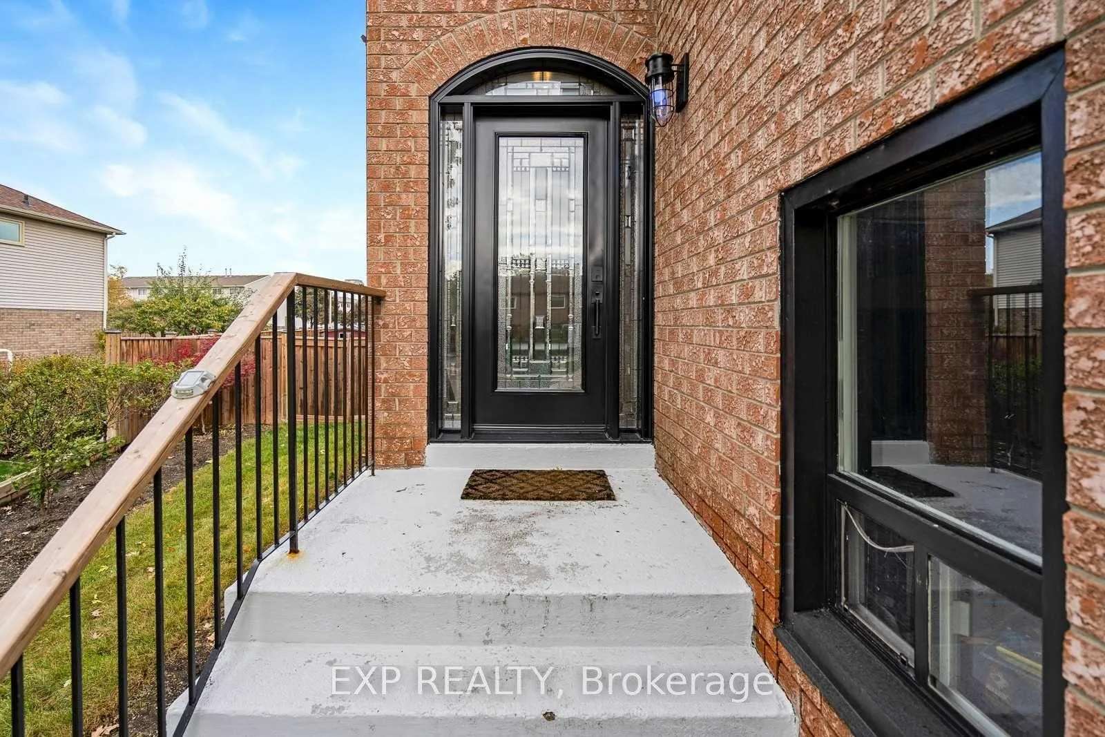 Photo 1 of 43 Floribunda Crescent, Brampton, Bramalea West Industrial — HOMEH