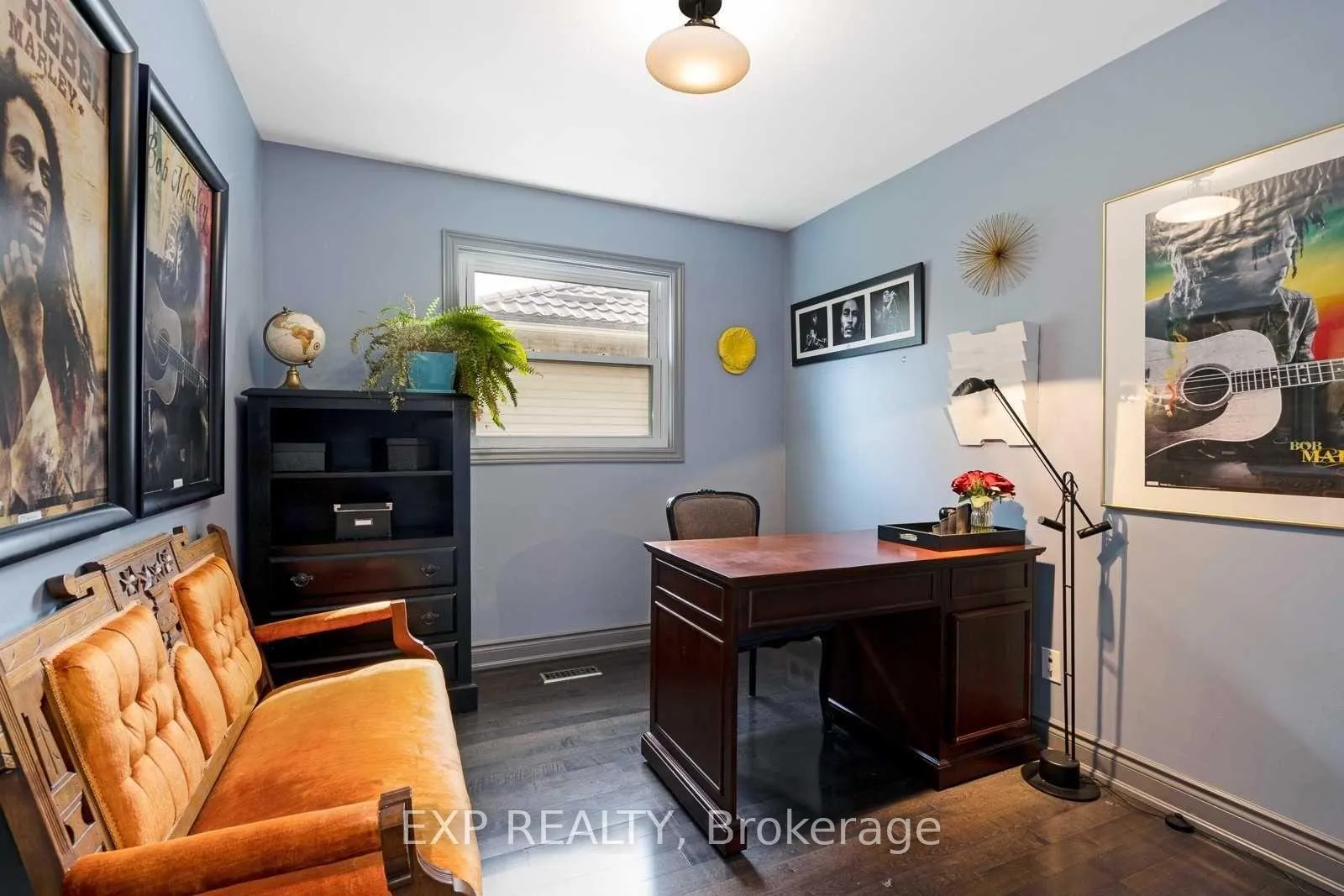 Photo 9 of 43 Floribunda Crescent, Brampton, Bramalea West Industrial — HOMEH