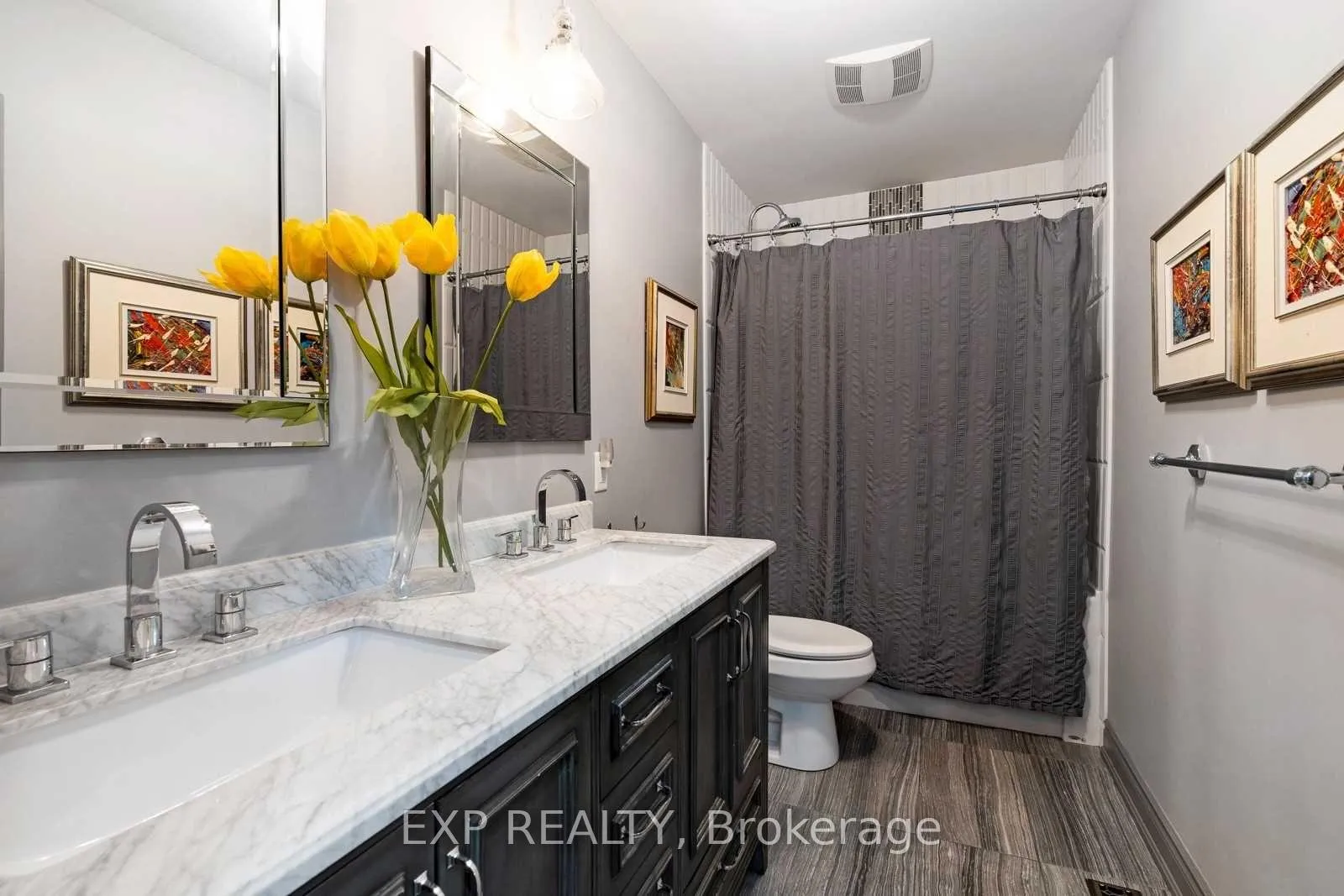 Photo 10 of 43 Floribunda Crescent, Brampton, Bramalea West Industrial — HOMEH
