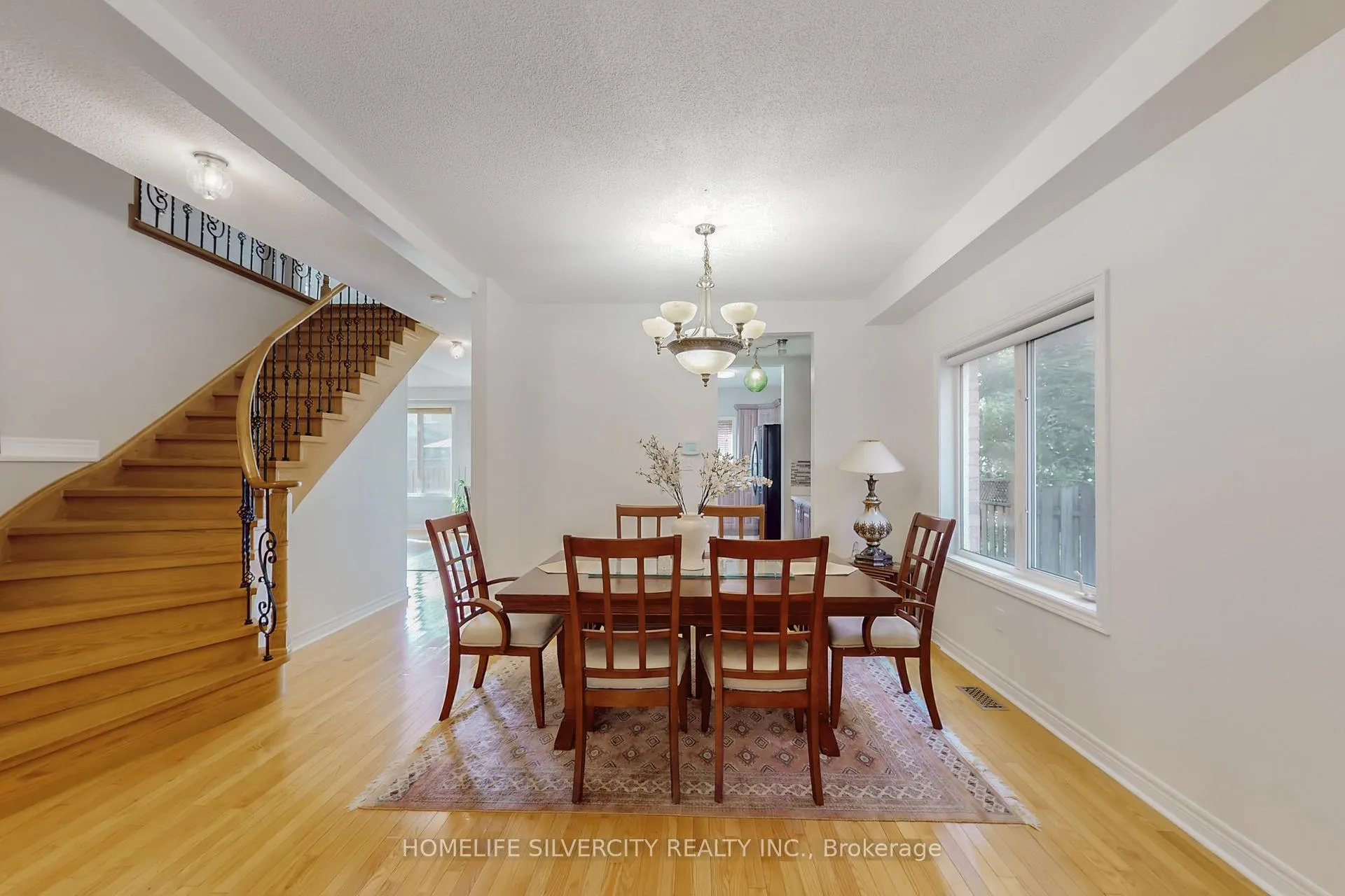 Photo 5 of 6 Rouge Fairway Street, Markham, Rouge Fairways — HOMEH