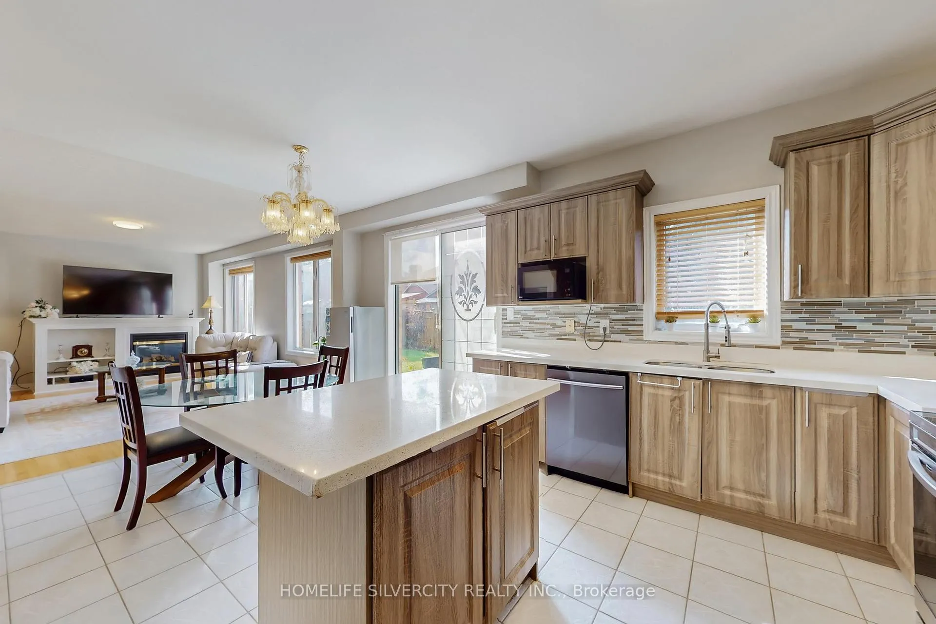 Photo 10 of 6 Rouge Fairway Street, Markham, Rouge Fairways — HOMEH