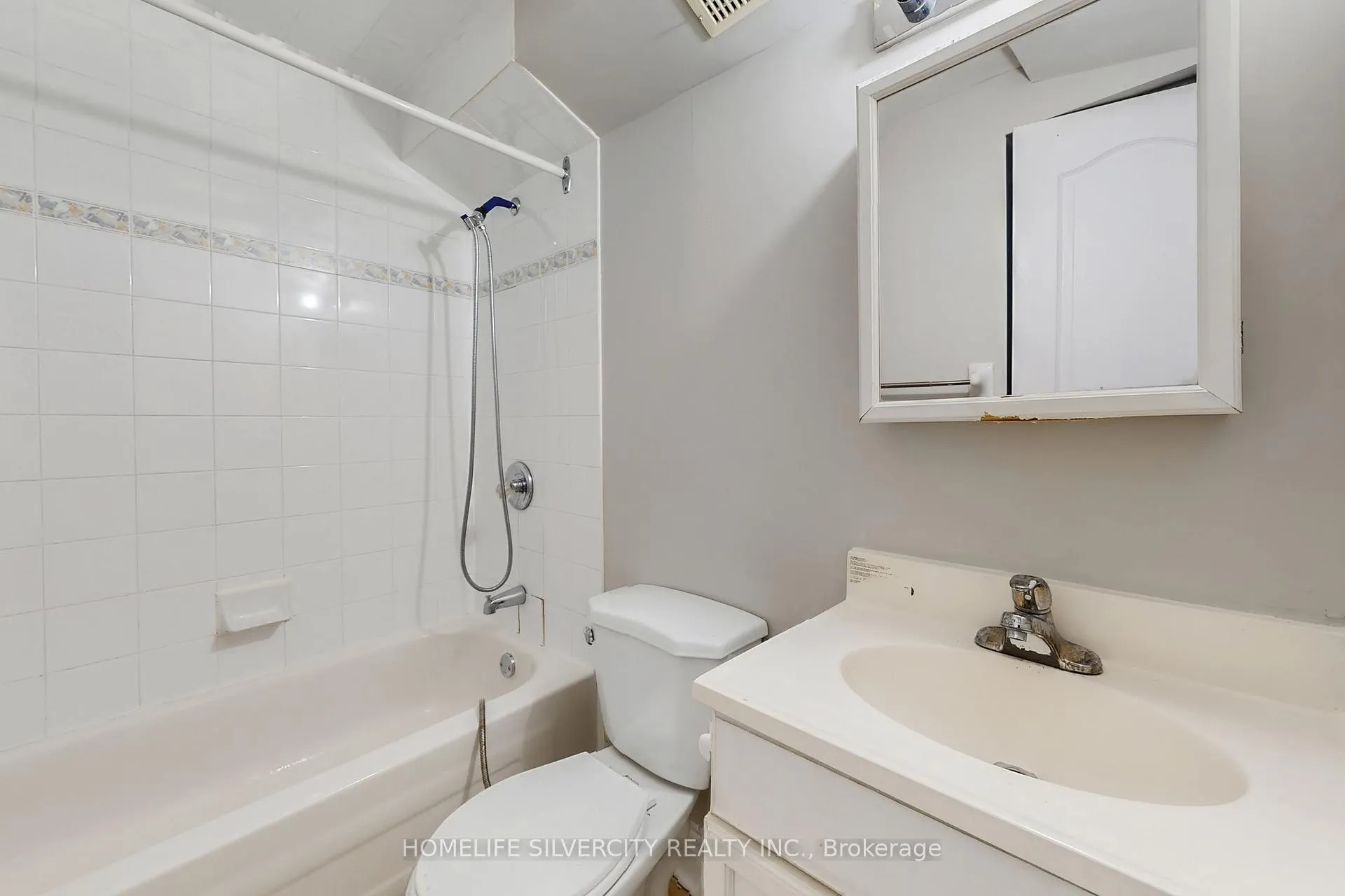 Photo 41 of 6 Rouge Fairway Street, Markham, Rouge Fairways — HOMEH