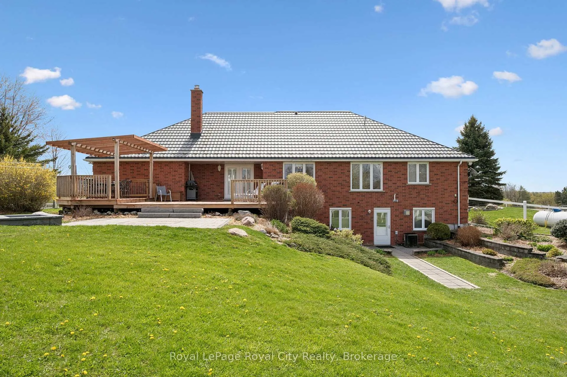 Photo 7 of 8284 Indian Trail, Guelph/Eramosa, Rural Guelph/Eramosa East — HOMEH