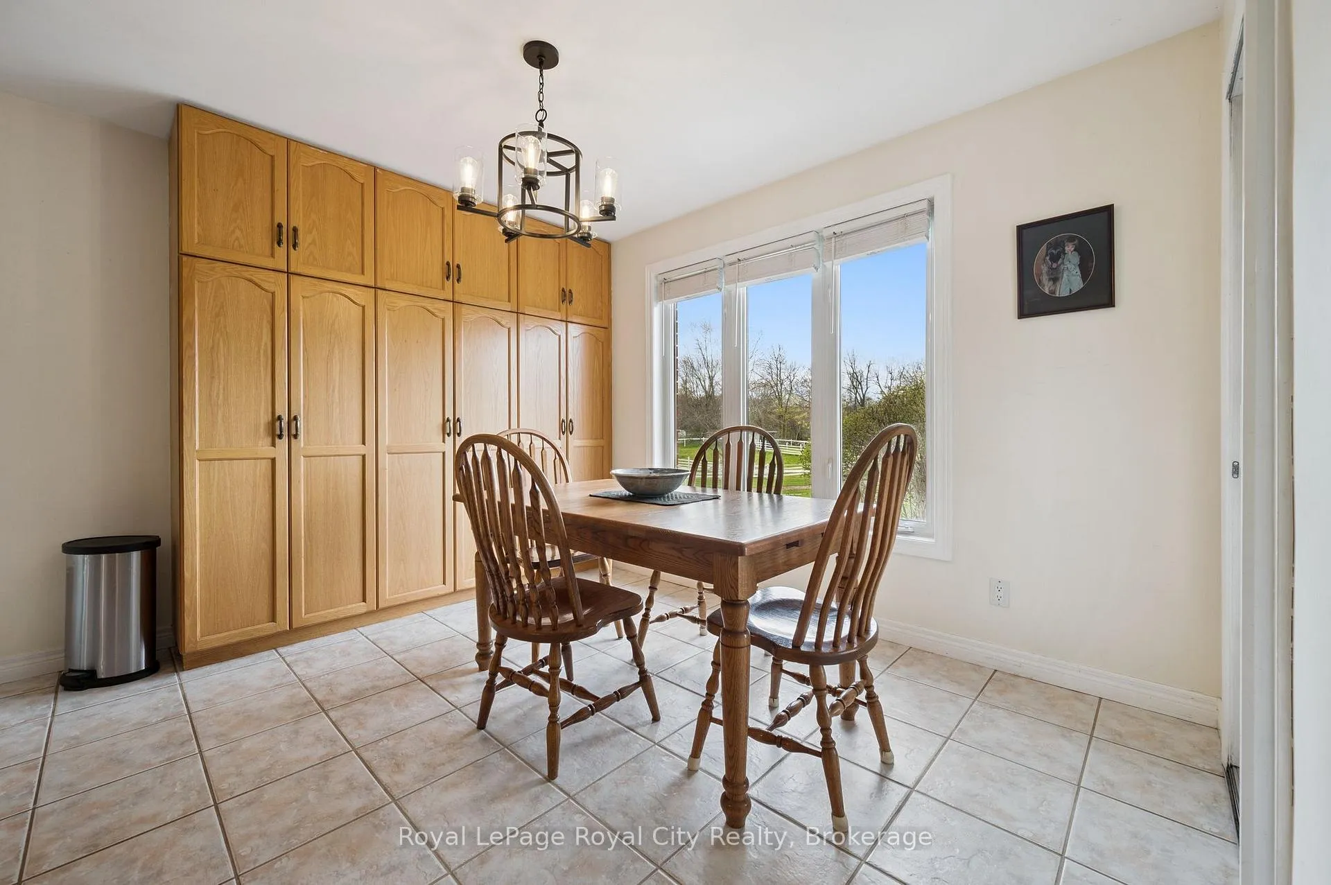 Photo 12 of 8284 Indian Trail, Guelph/Eramosa, Rural Guelph/Eramosa East — HOMEH