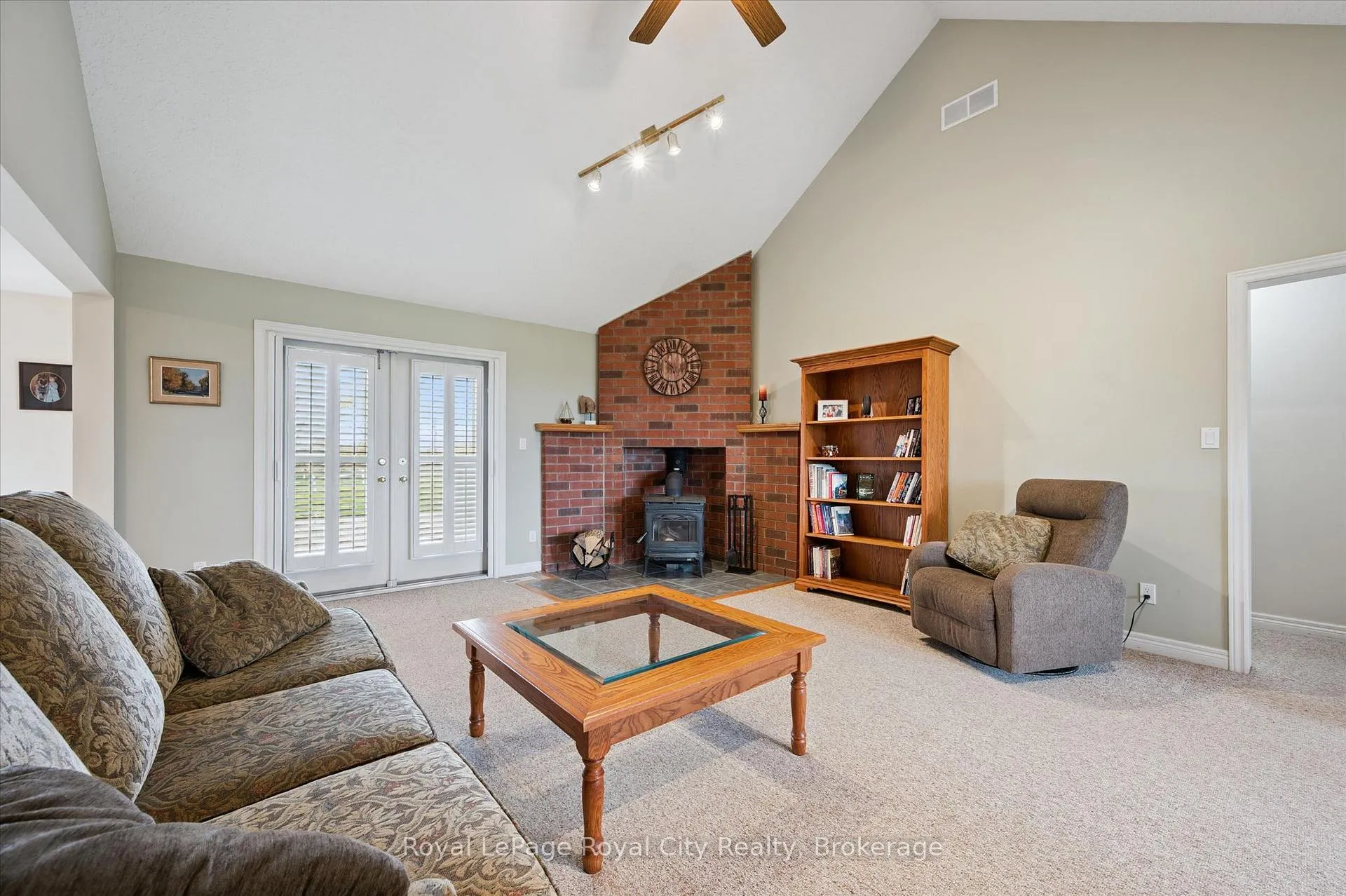 Photo 11 of 8284 Indian Trail, Guelph/Eramosa, Rural Guelph/Eramosa East — HOMEH