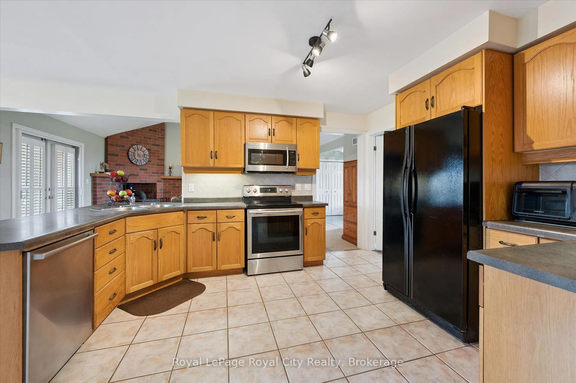 Photo 14 of 8284 Indian Trail, Guelph/Eramosa, Rural Guelph/Eramosa East — HOMEH